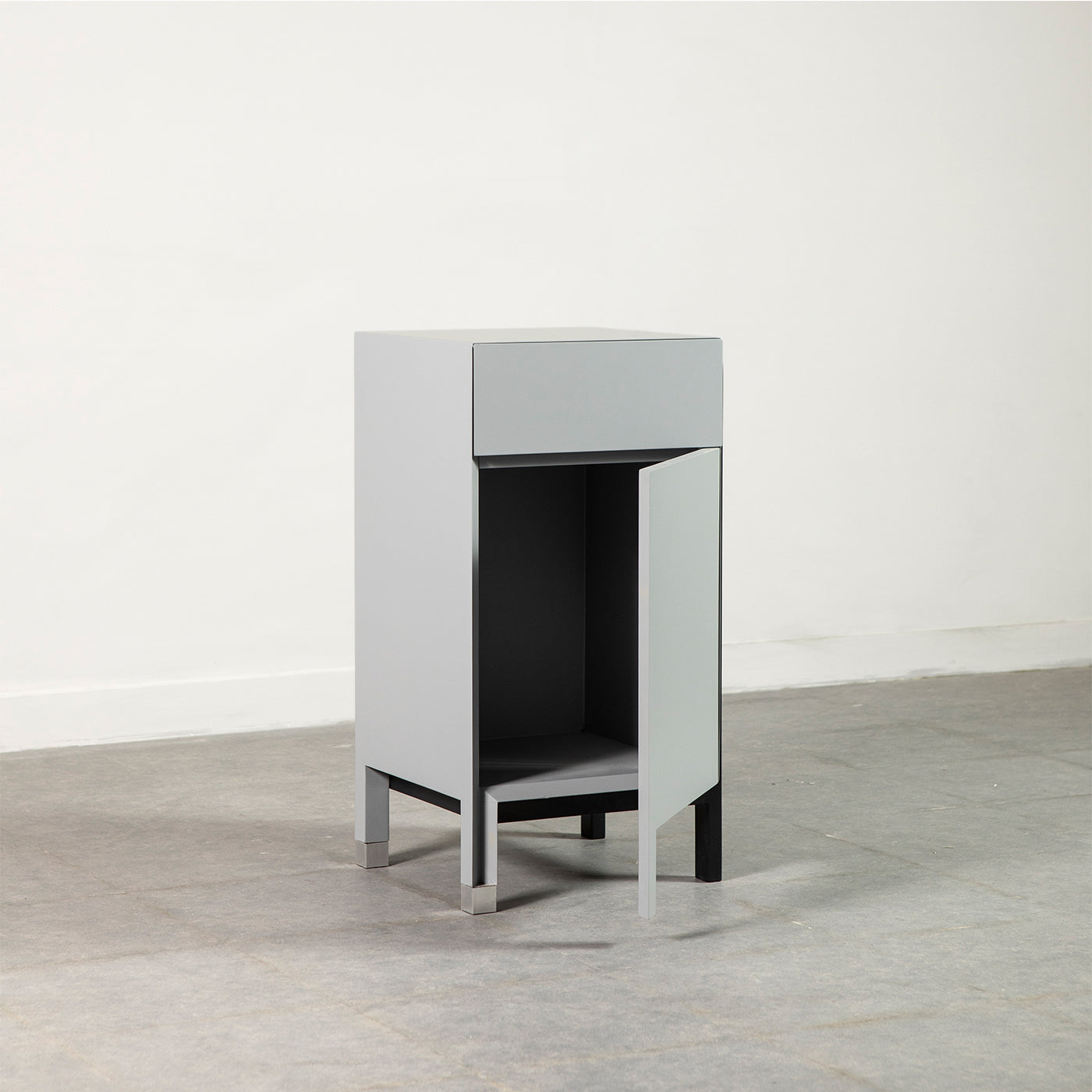 Matte Gray And Black Lacquered Wood Nightstand - Alternative view 4