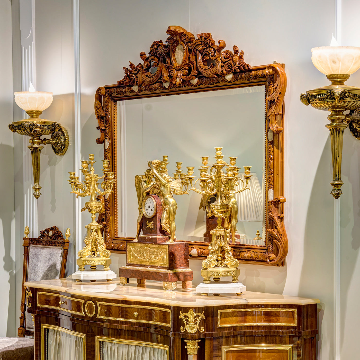 Rechteckiger Spiegel aus Lindenholz im Louis XVI-Stil - Alternative Ansicht 1