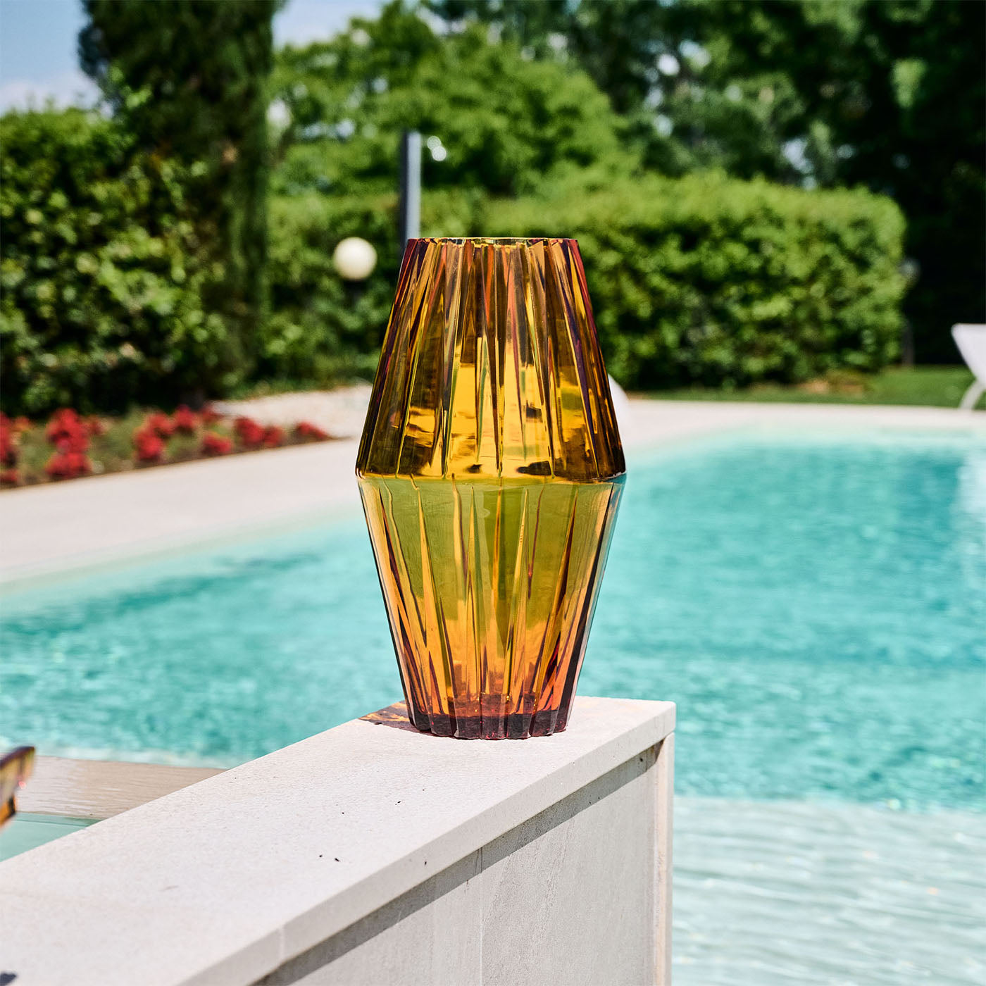Games Amber Crystal Decorative Vase - Alternative view 1