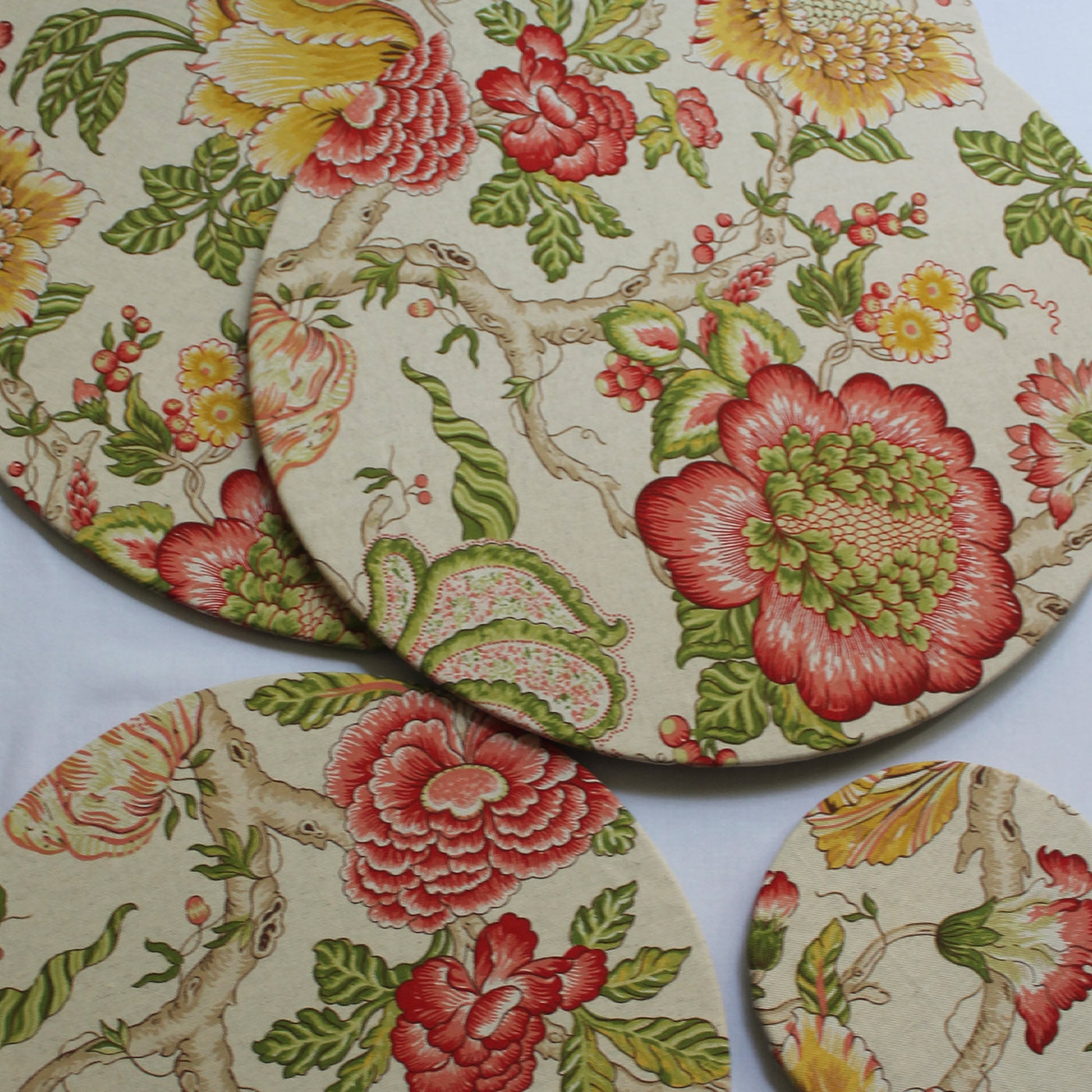 Set of 2 Cuffiette Extra-Small Round Floral Placemats #1 - Alternative view 1