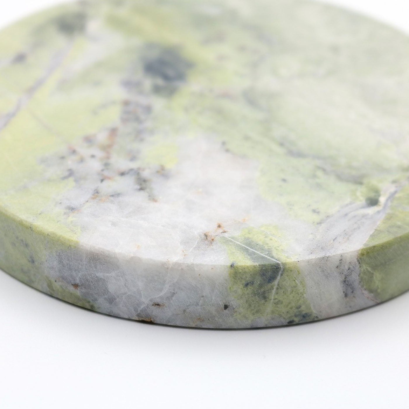 Irish Green Marble Base Small Wireless Charger - Alternative view 5