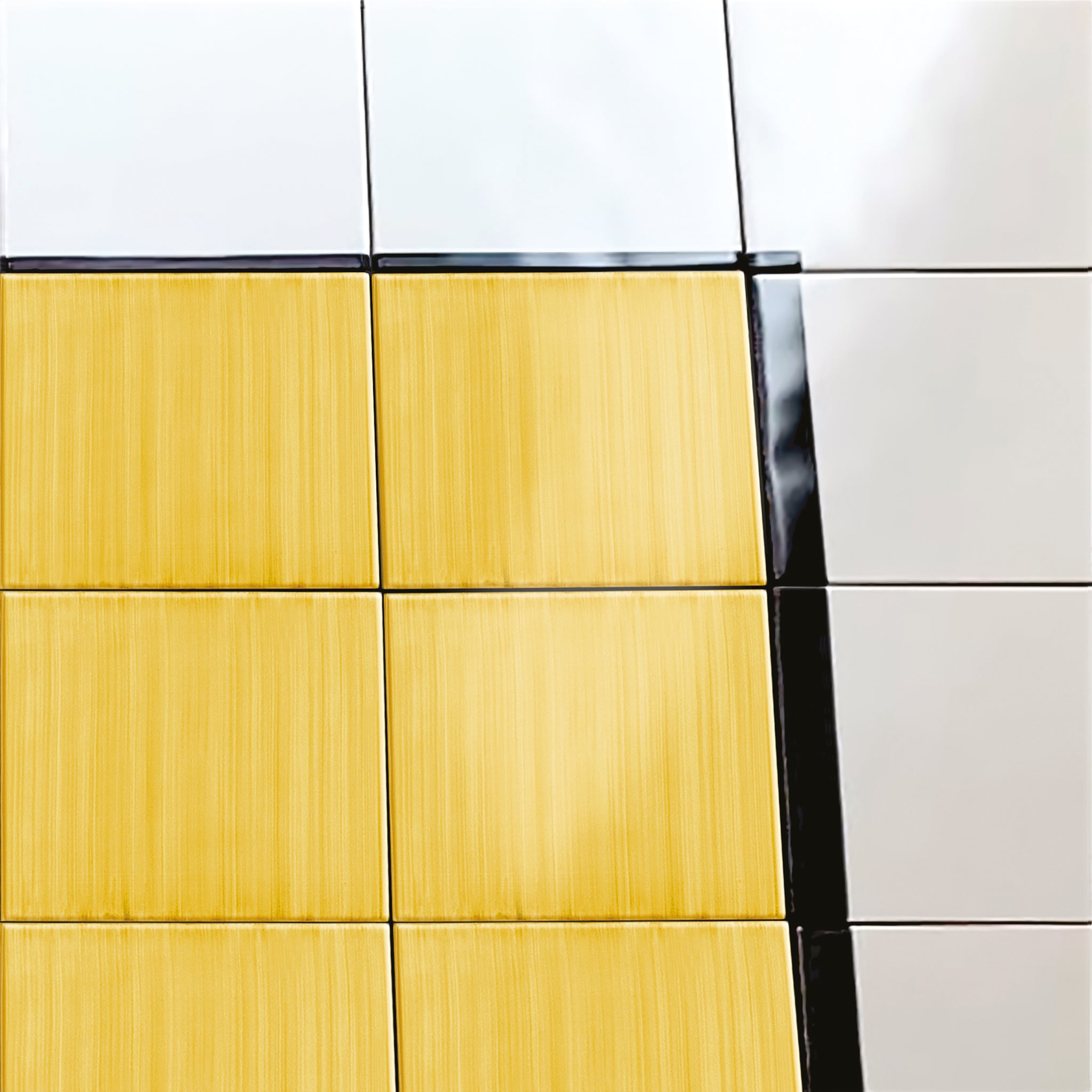 Alfombra Composición Cerámica Amarillo Total de Giuliano Andrea dell'Uva 120 X 80 con borde negro - Vista alternativa 3