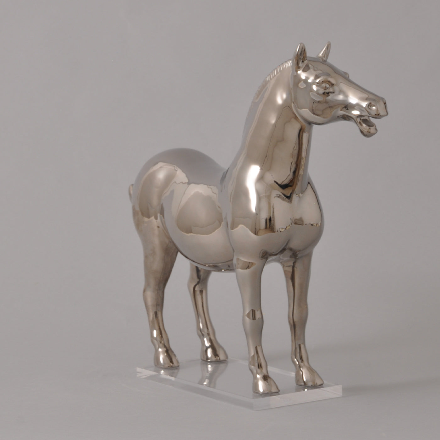 Nelson Platinum Horse Statuette - Alternative view 3