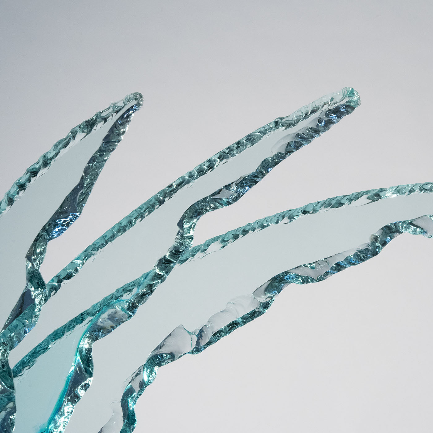 Wave Crystal Aquamarine Sculpture  - Alternative view 1