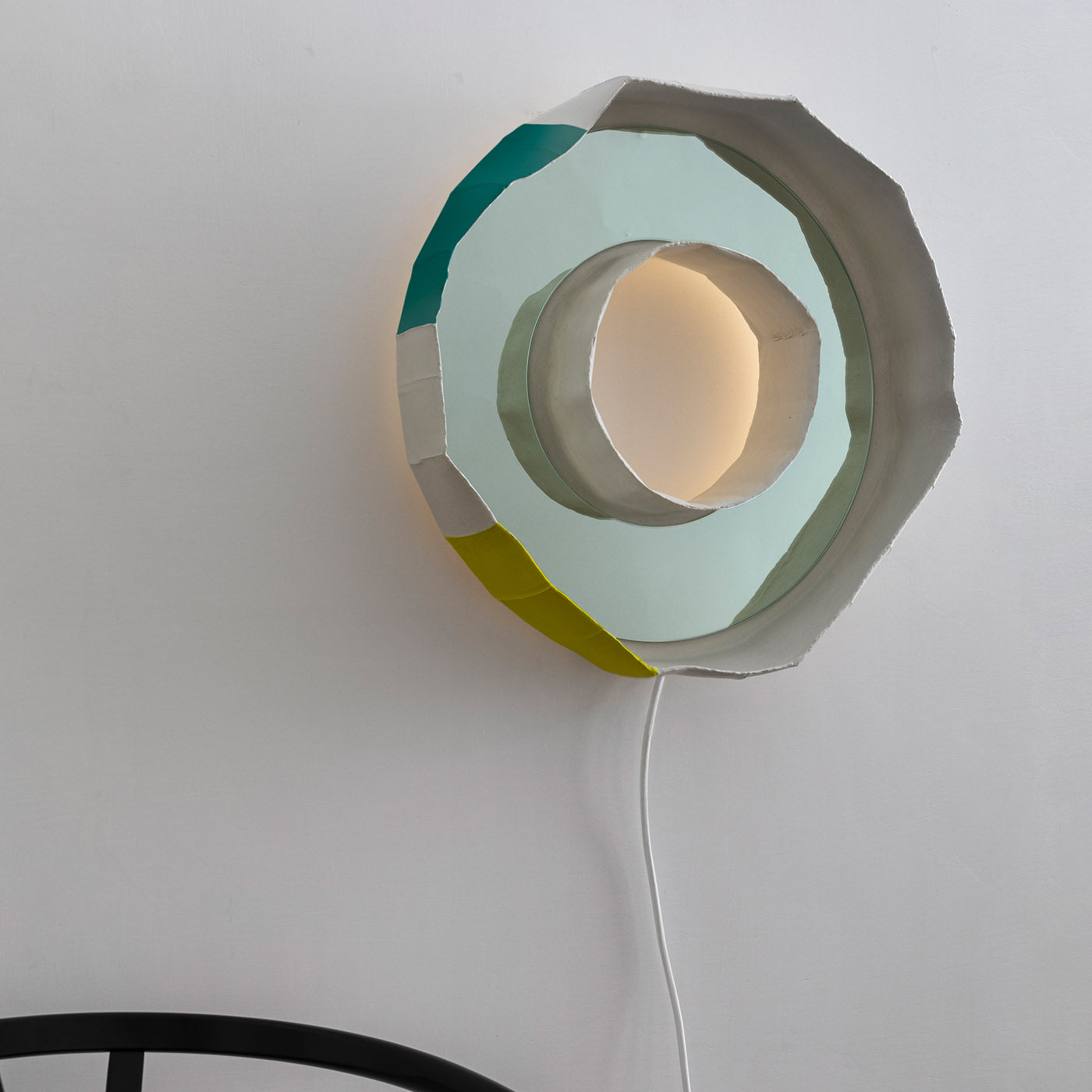 Ring Aura Mirror Lamp by Giovanni Botticelli & Paola Paronetto - Alternative view 2