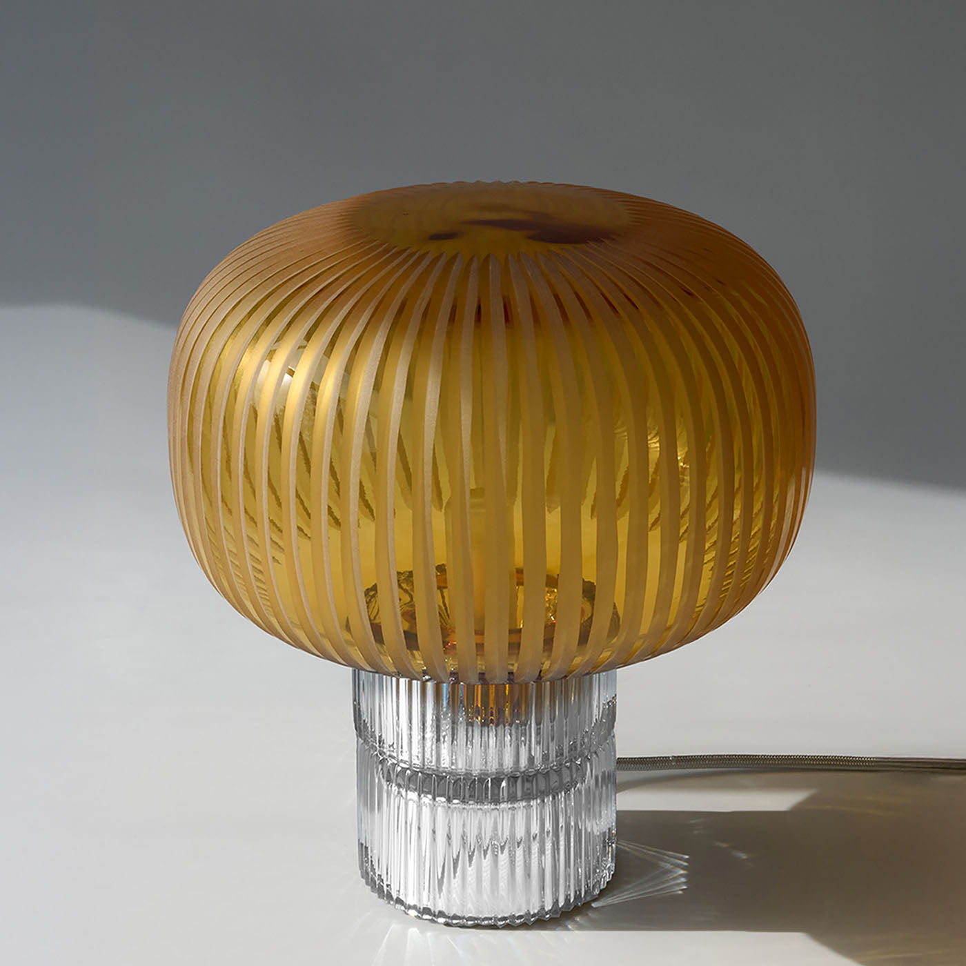 Tello+Grande Crystal Table Lamp - Alternative view 1