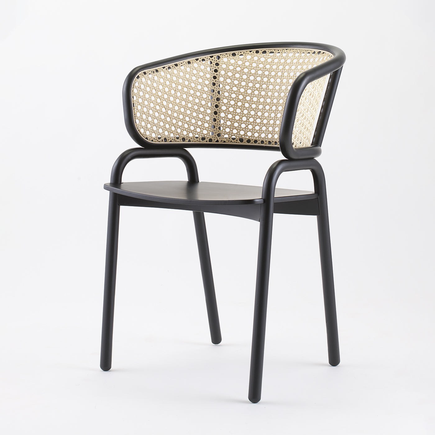 Frantz 881 Black Chair #2 di Gil Sheffi & Yoav Avinoam - Vista alternativa 1