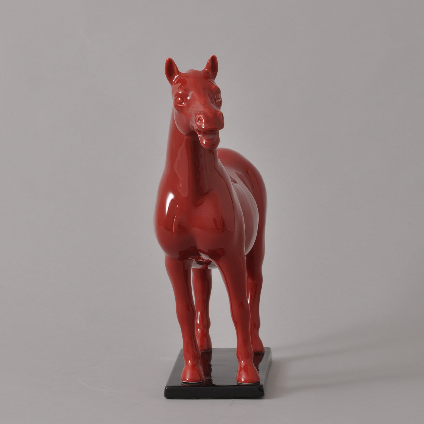 Nelson Red Horse Statuette - Alternative view 1