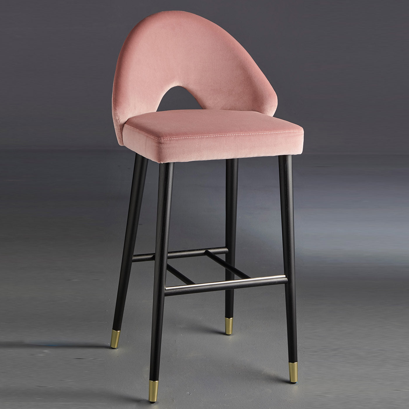 Diana.f.ss Pink & Black Stool by W. Colico - Alternative view 3