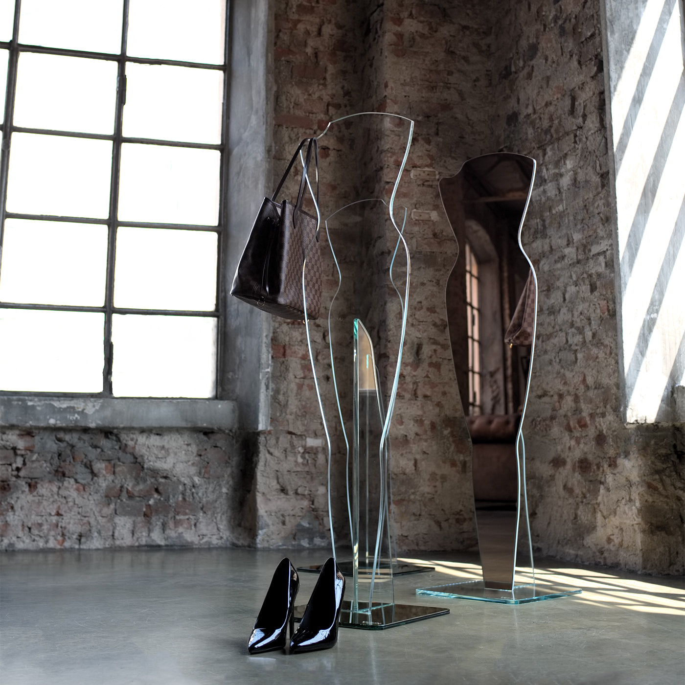 Alida Gold Glass Sculptural Coat Stand by Andrea Petterini - Alternative view 5