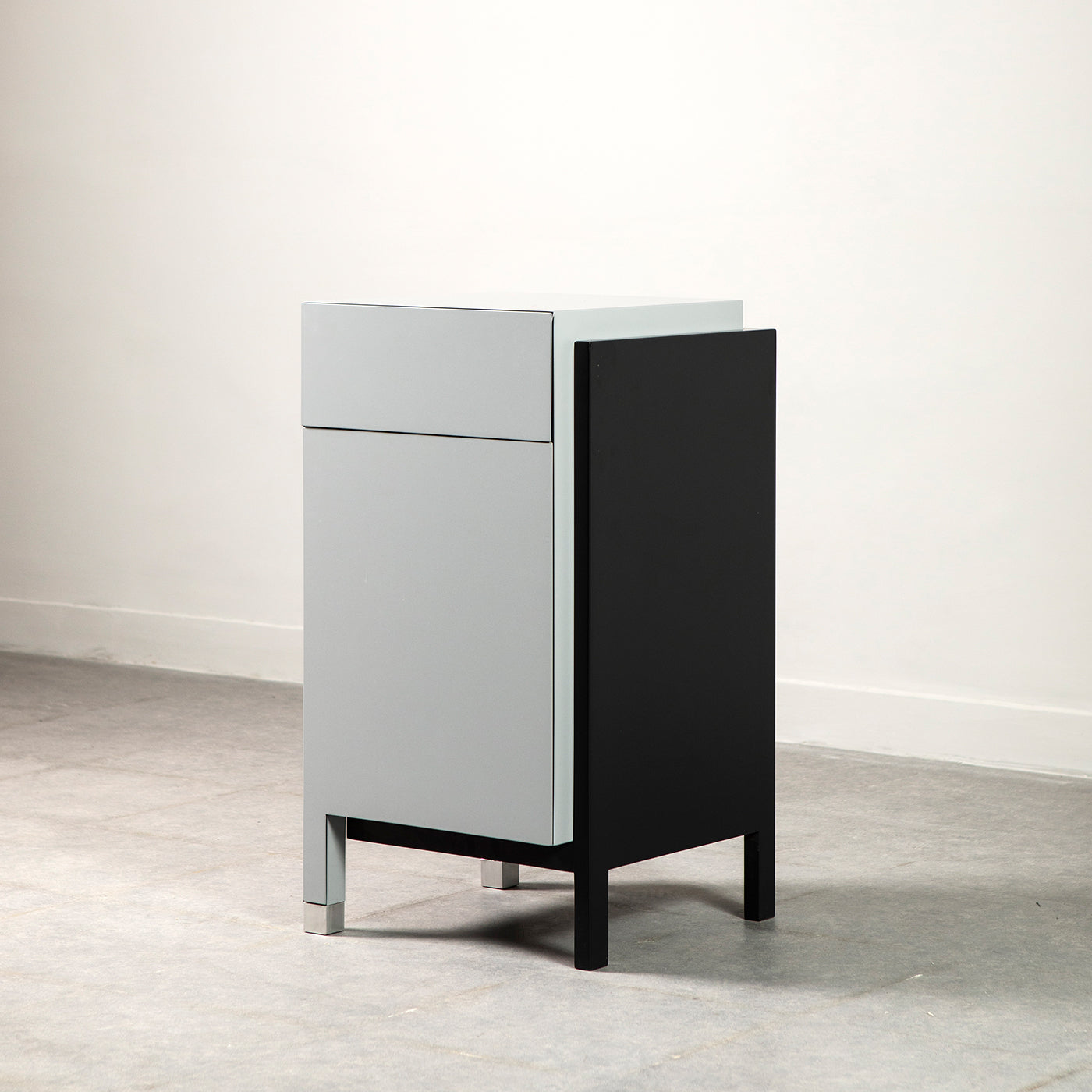 Matte Gray And Black Lacquered Wood Nightstand - Alternative view 2