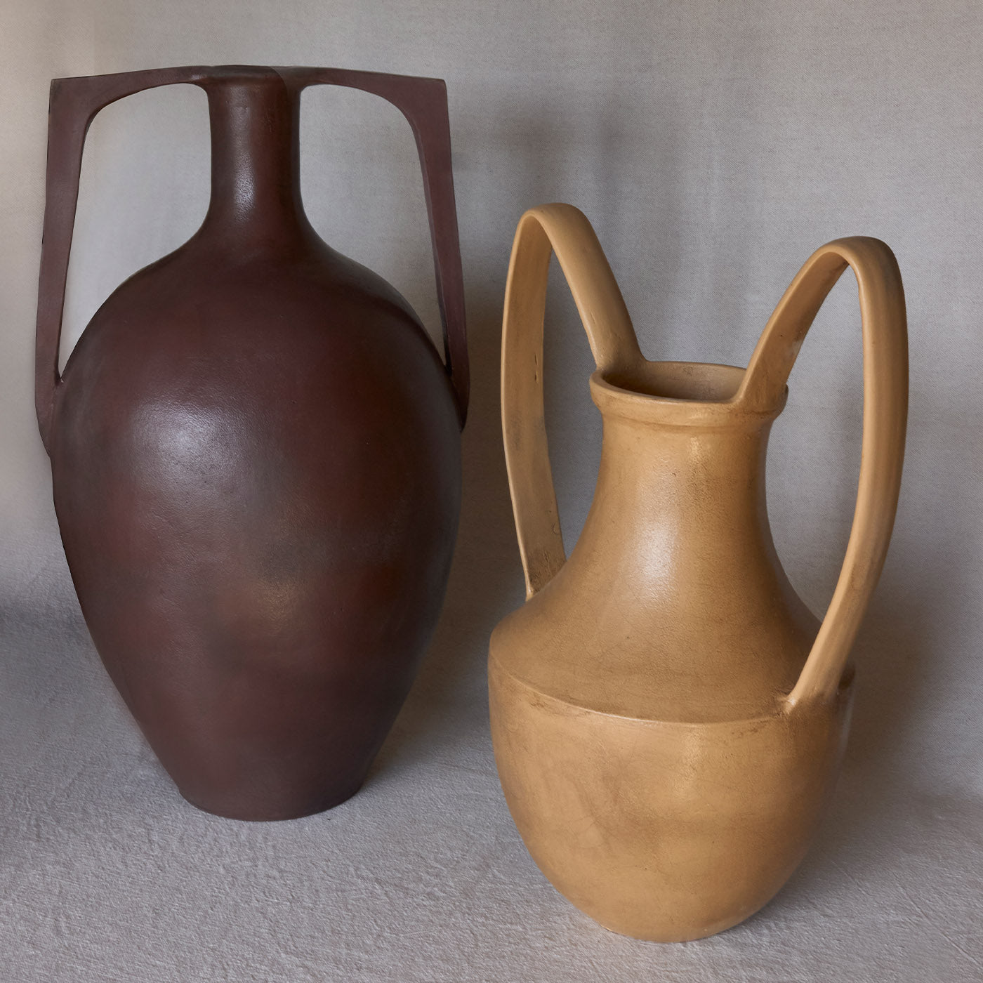 Anfora 3 Brown Vase - Alternative view 1