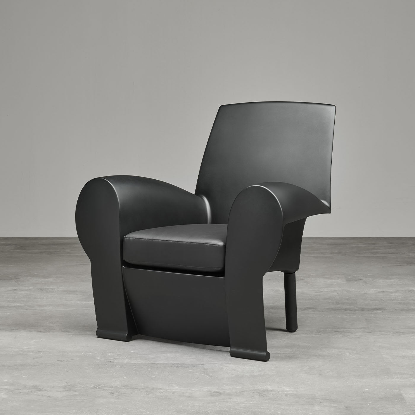 Richard III Black Armchair by Philippe Starck  - Alternative view 1