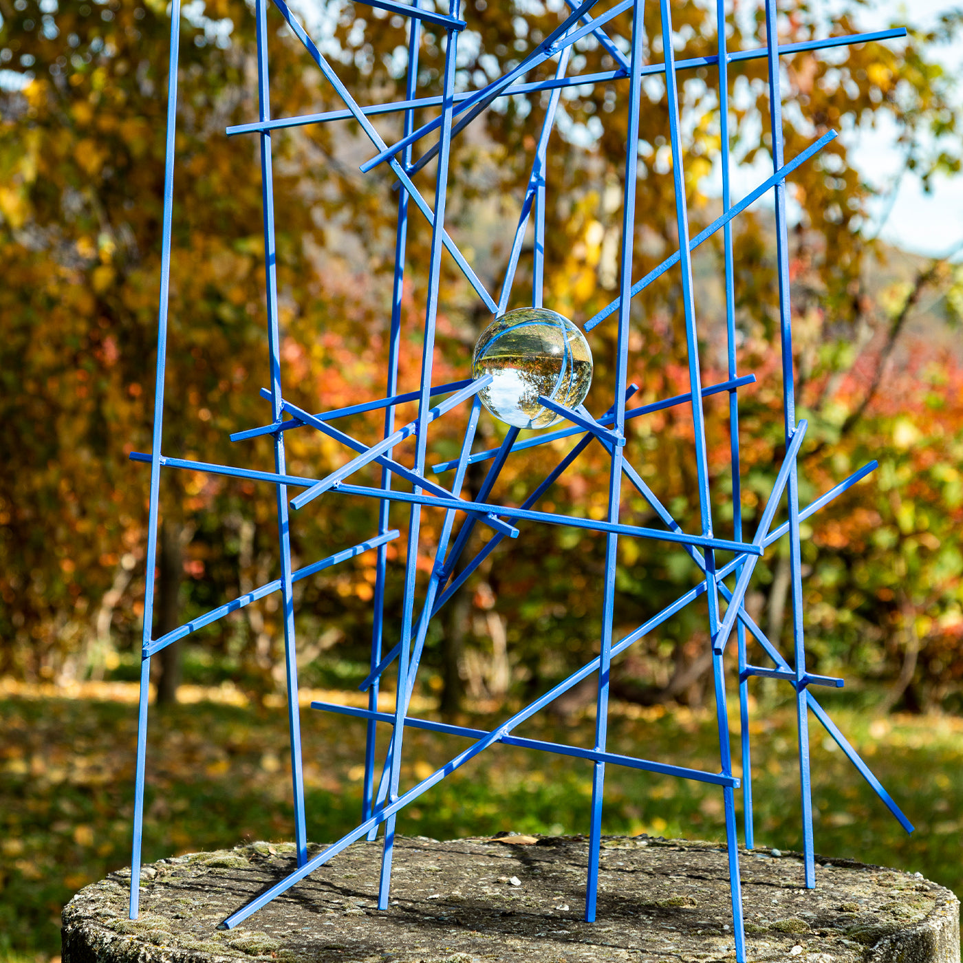 Palla Prigioniera Blu Sculpture by Gianfranco Coltella - Alternative view 2
