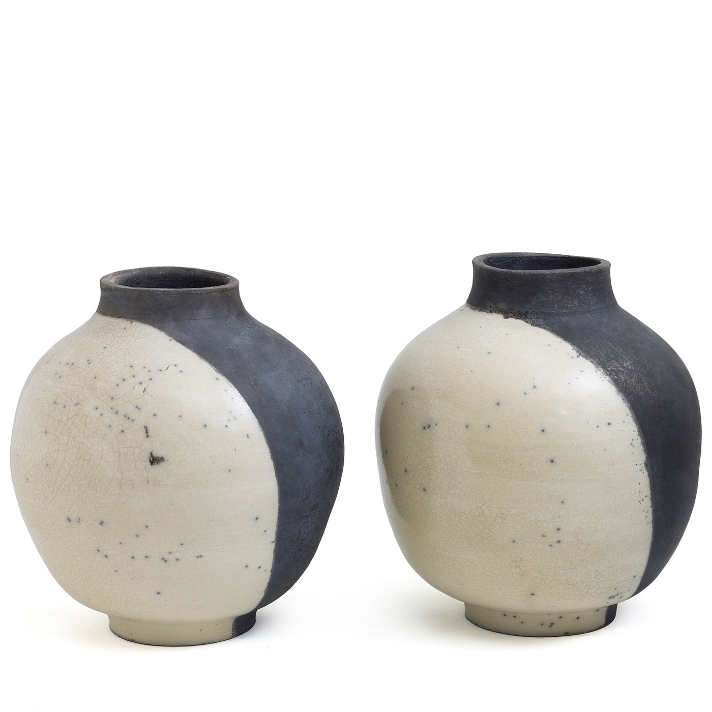 Set of 2 SHADOW SCULPTURE Vases - Alternative view 1