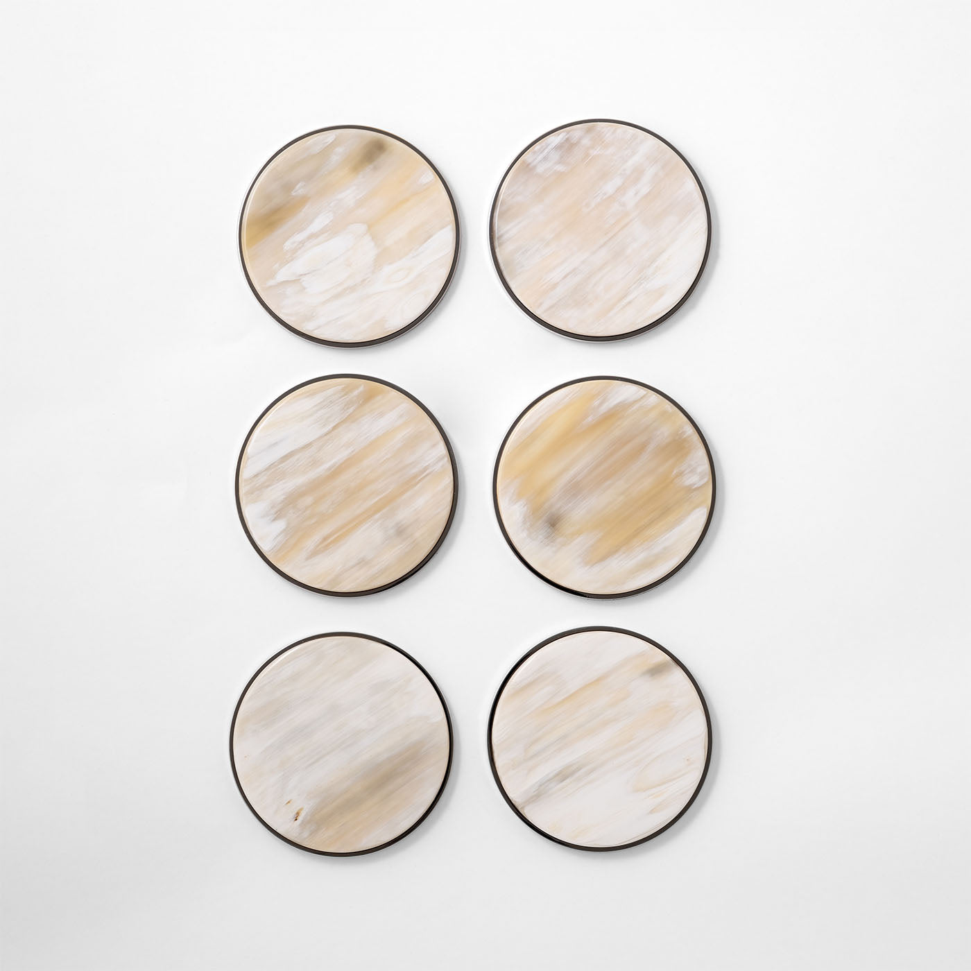 Natural White Blond Horn Coasters 6 pcs  - Alternative view 1