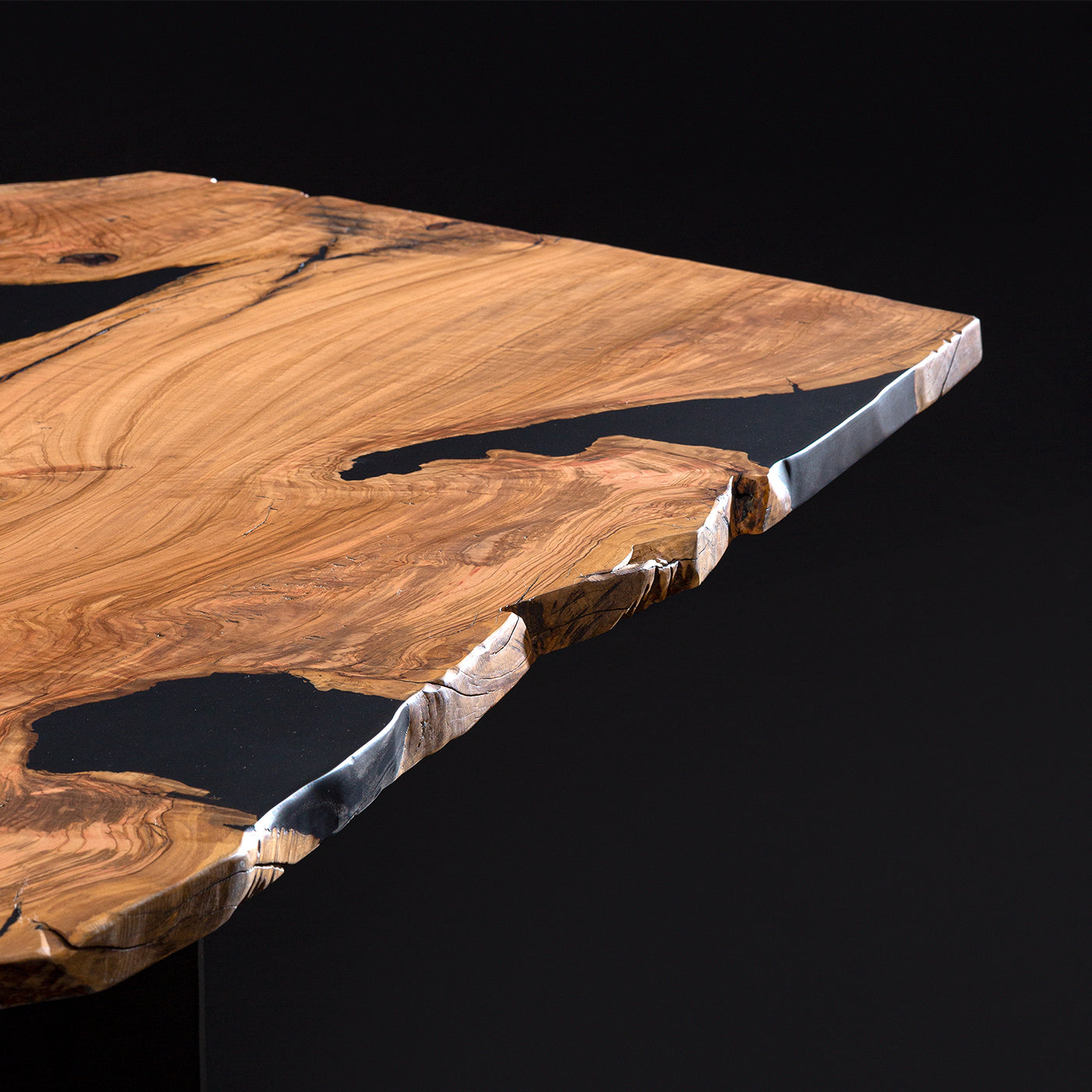 Olive wood dining table - Alternative view 1
