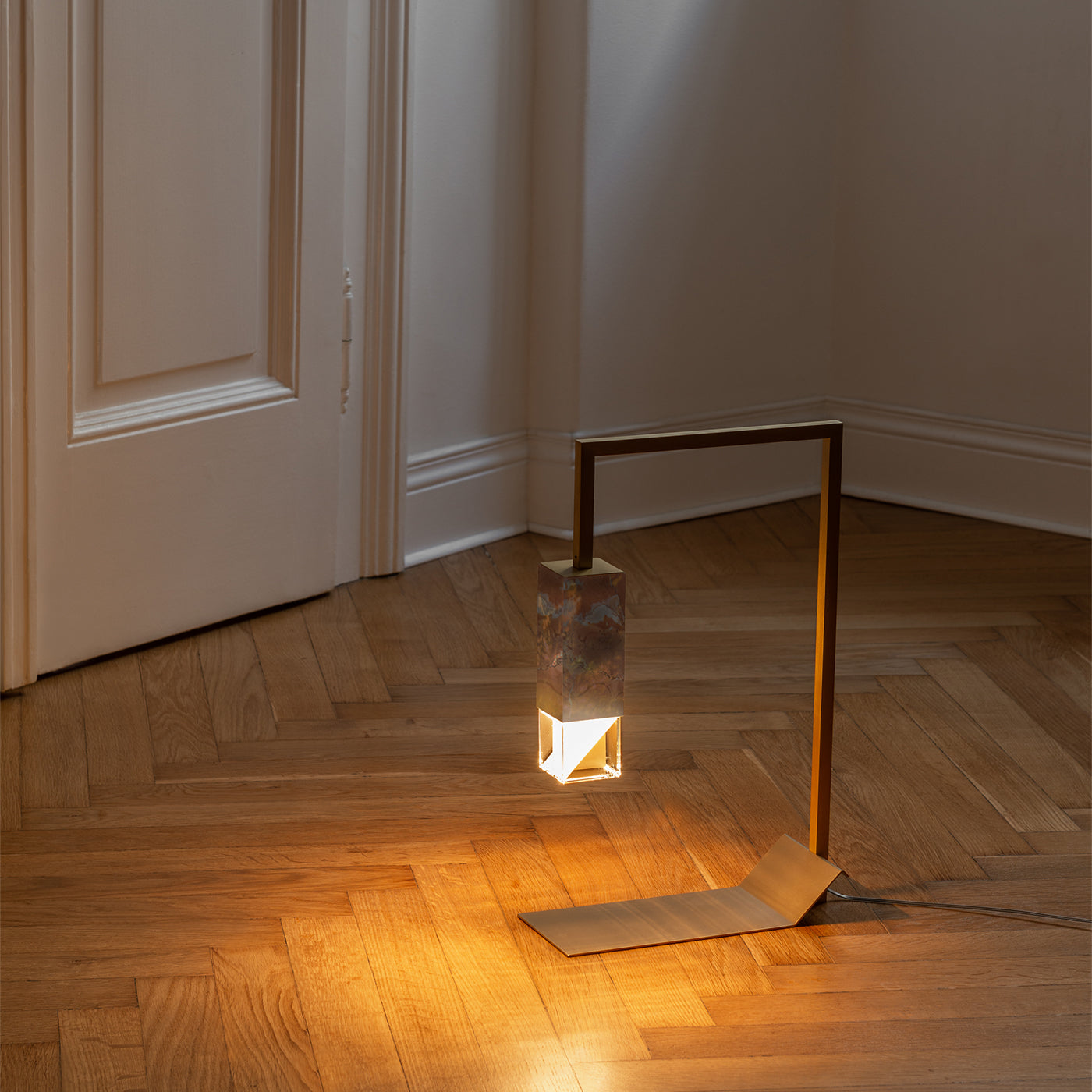 Lampe/Zwei Tischlampen aus rotem Marmor - Alternative Ansicht 2