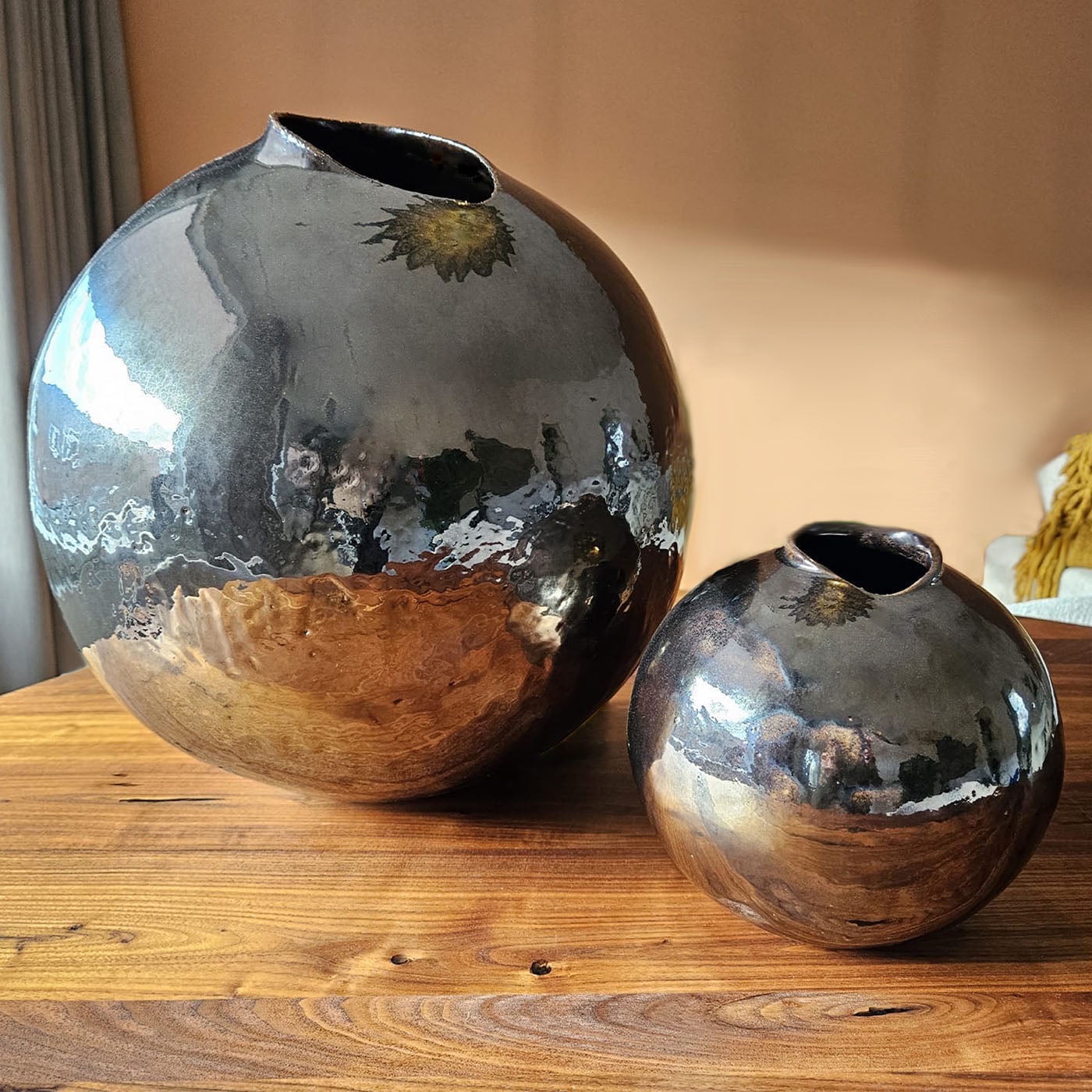 Small Lava Bubble Vase - Alternative view 5