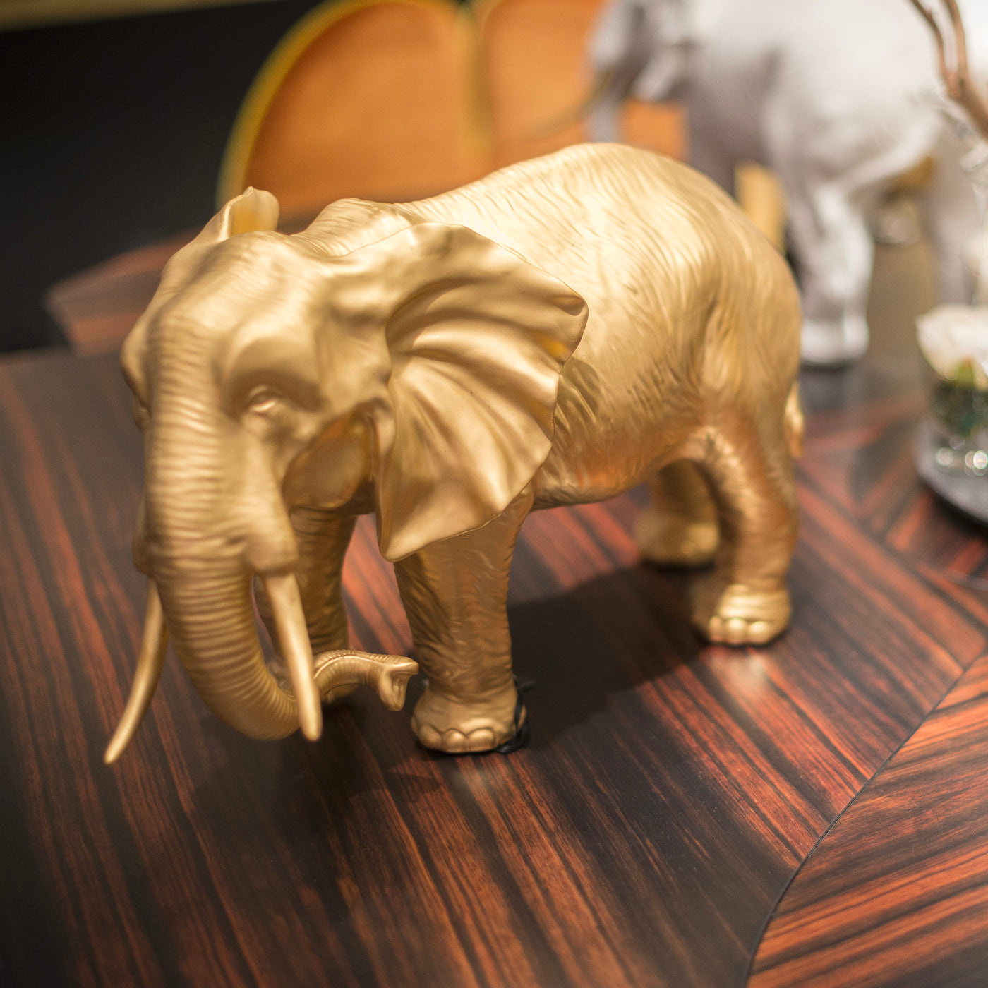 African Father Elephant-Shaped Golden Sculpture - Alternative view 1