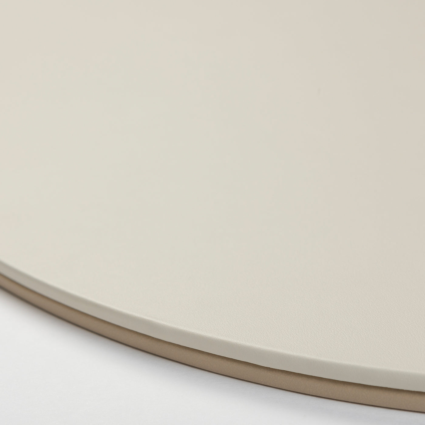 Mondrian Capuccino Beige and Luna White Oval Placemat - Alternative view 5