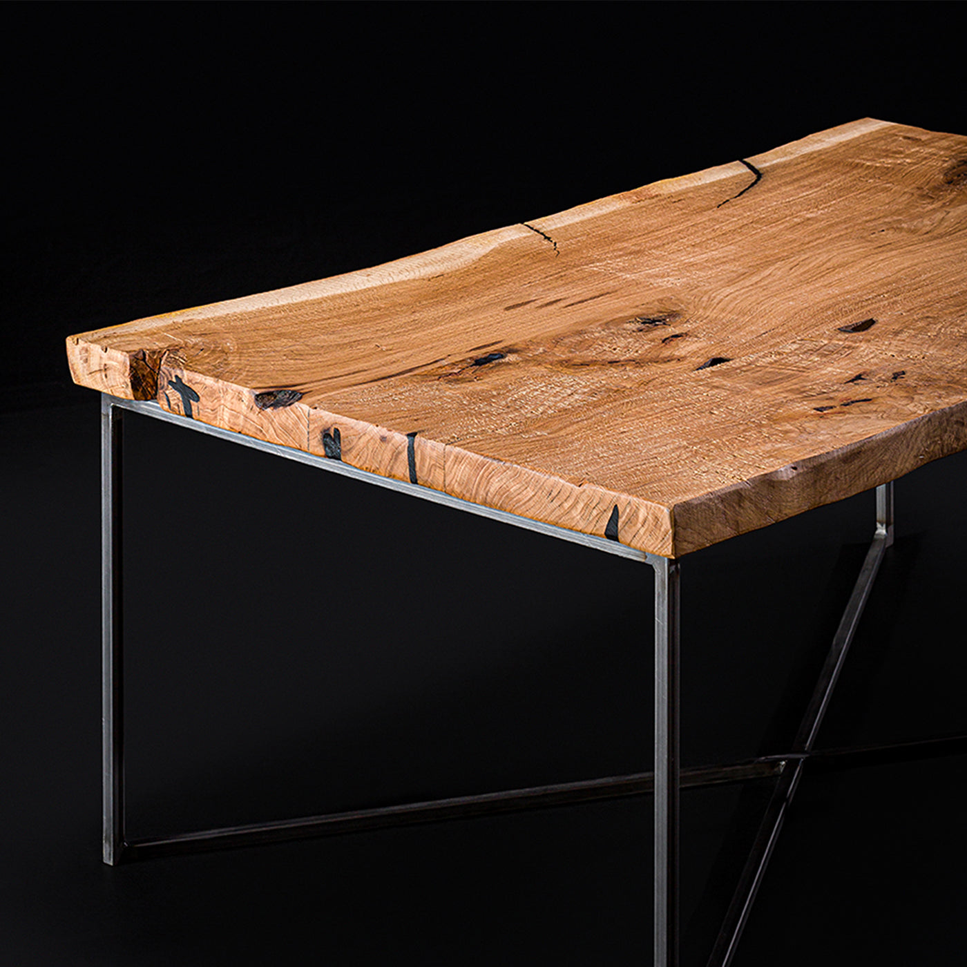Oak side table - Alternative view 3