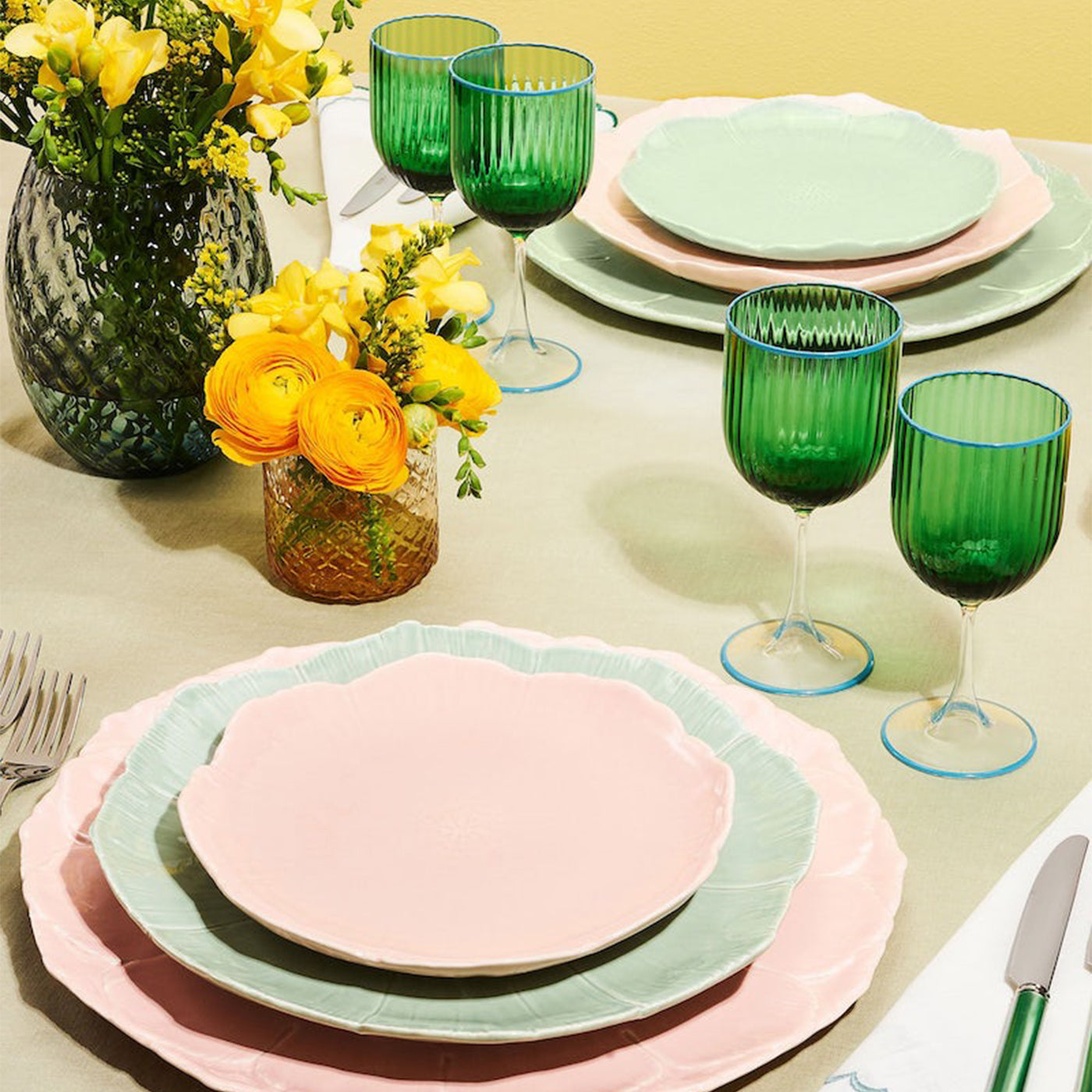 Cherry Blossom Set of 2 Green Fine Ceramic Dinner Plates  - Alternative view 2