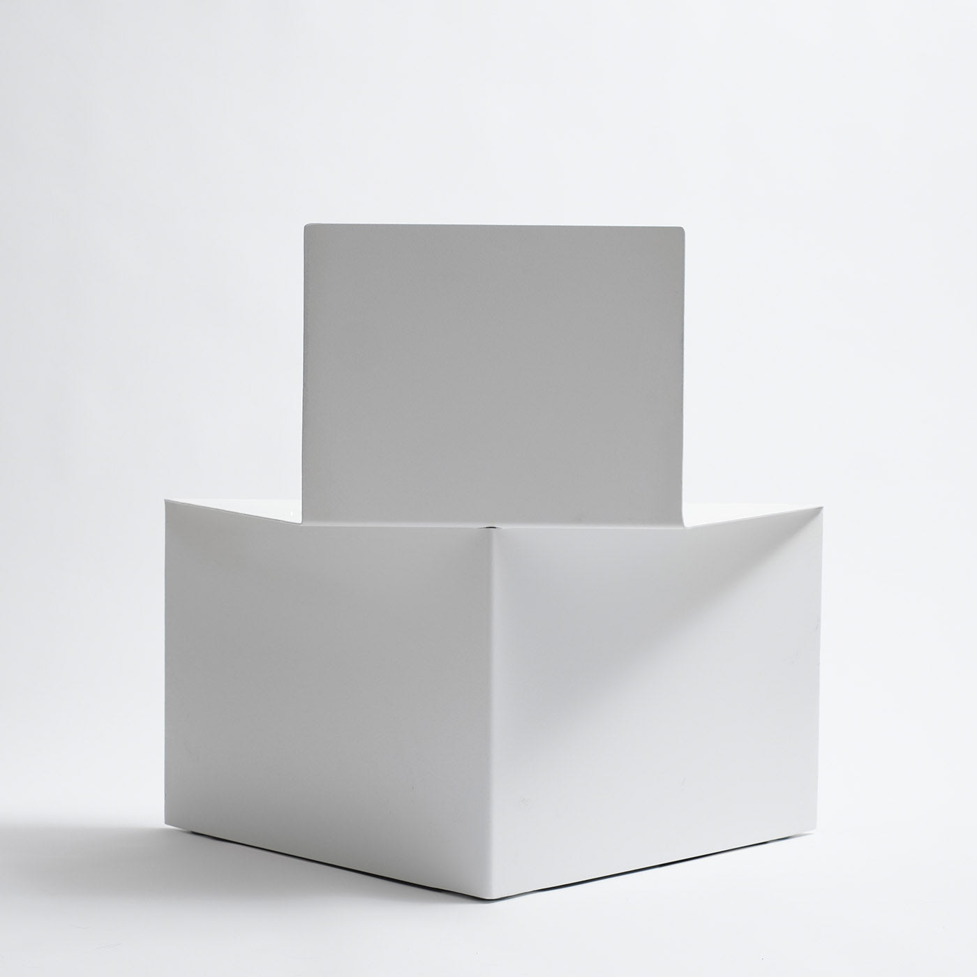 Seduta White Chair by Antonio Saporito - Alternative view 2