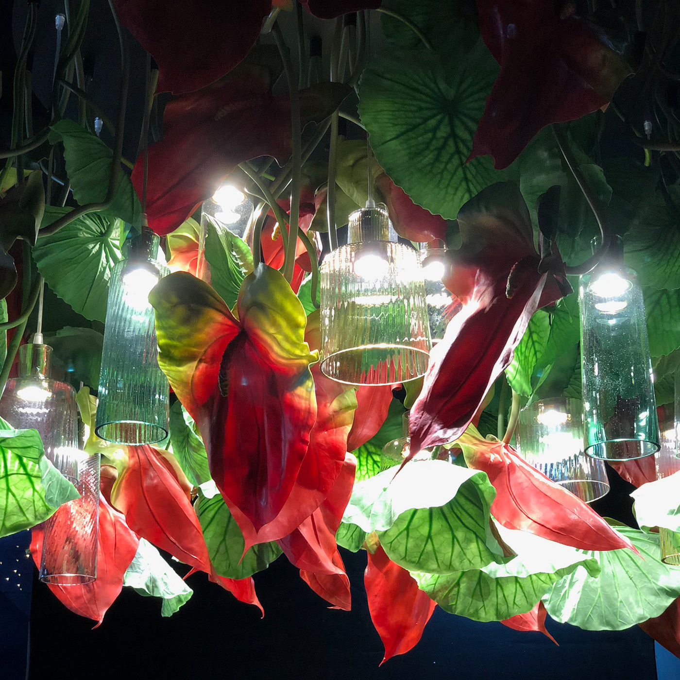 Flower Power Mun by VG Red Anthurium Large Round Chandelier - Alternative view 3