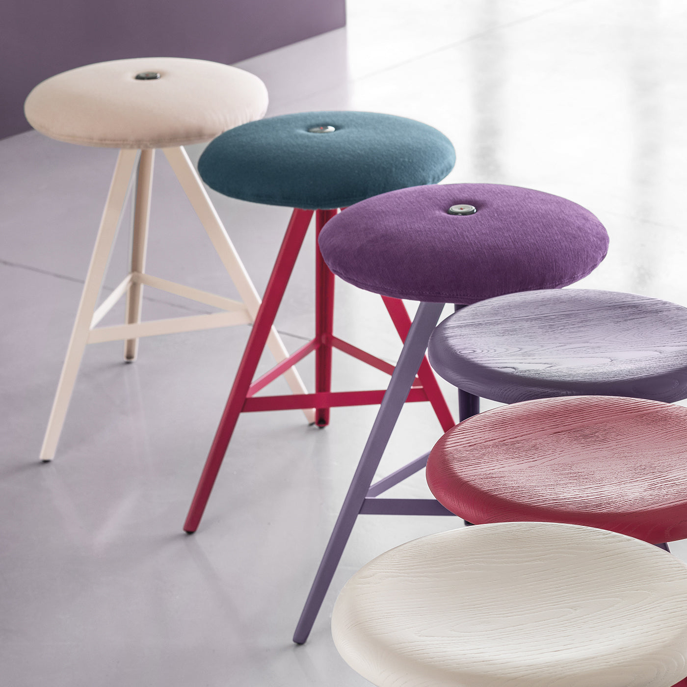 Aky Pink Stool #2 by Emilio Nanni - Alternative view 3