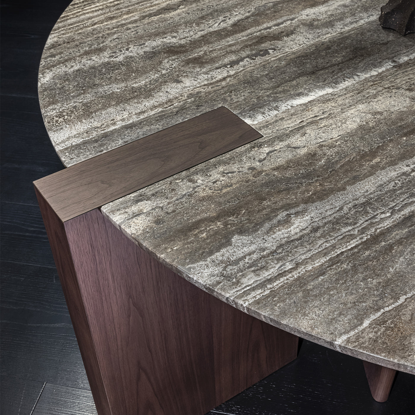Antinomia T round marble and brown veneered base dining table - Alternative view 2