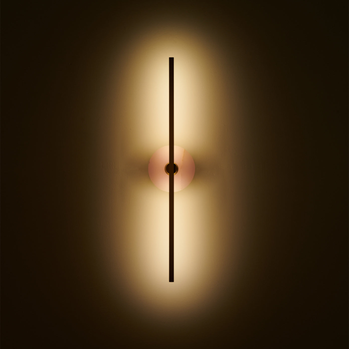 Essential Stick Satin Brass and Pink Onyx Wall Lamp - Alternative view 3