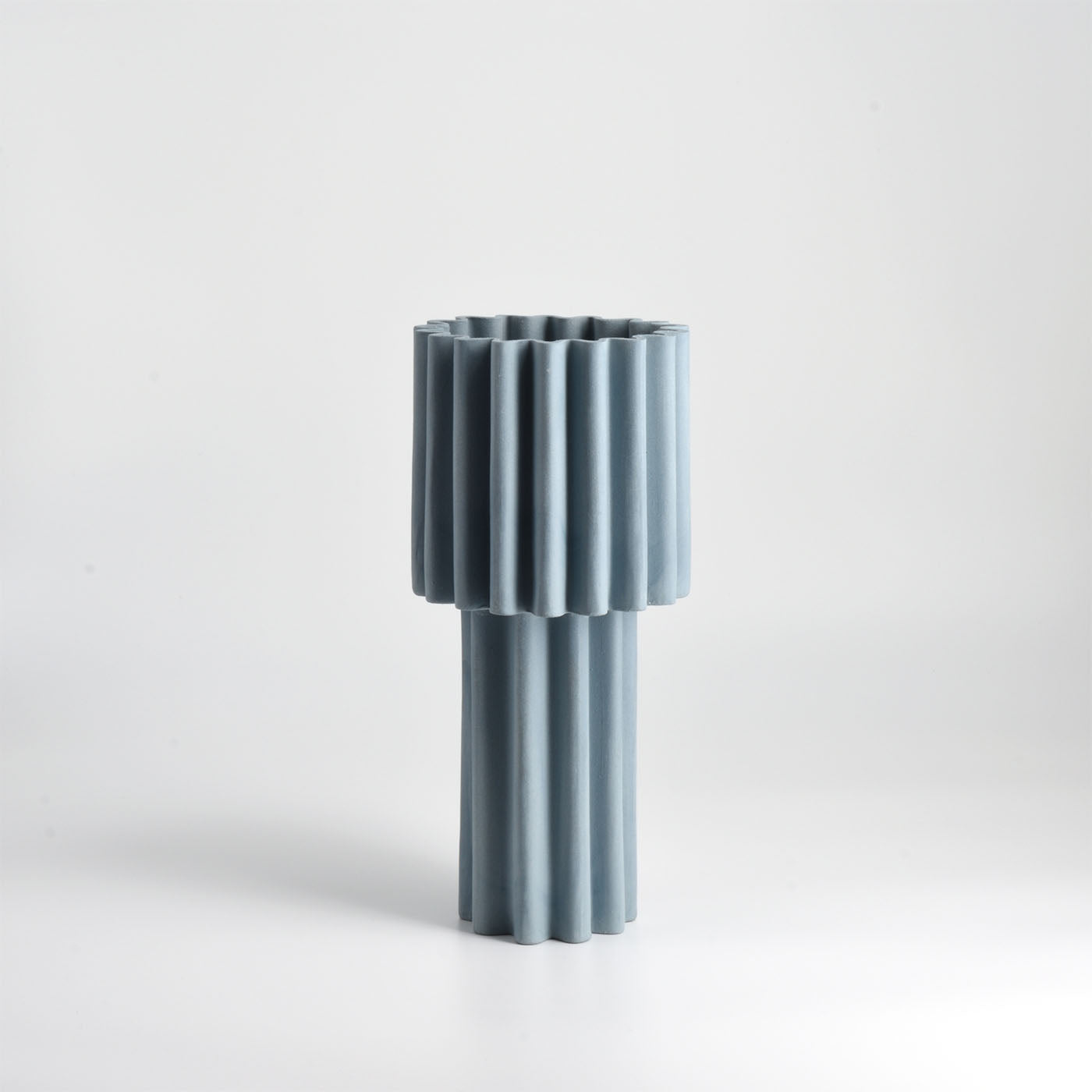 Le Torri Albero Slim Cerulean-Blue Vase - Alternative view 1