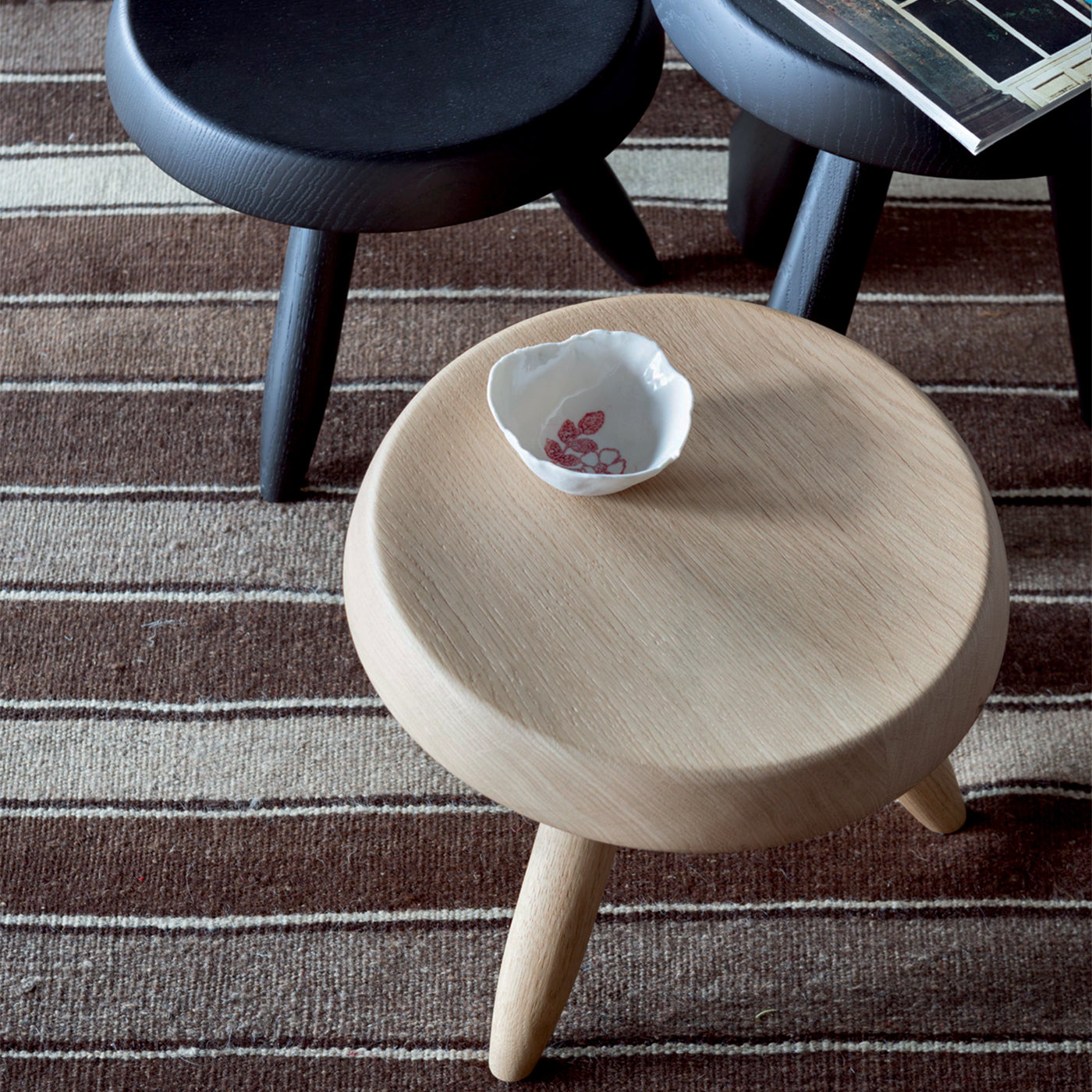 Tabouret Berger Natural Oak Stool by Charlotte Perriand - Alternative view 1