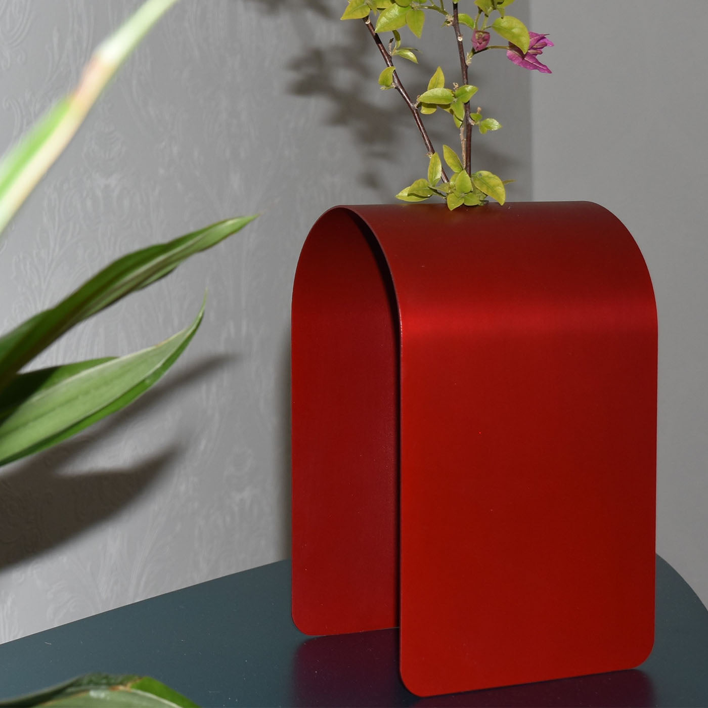 Dahlia Red Vase - Alternative view 5
