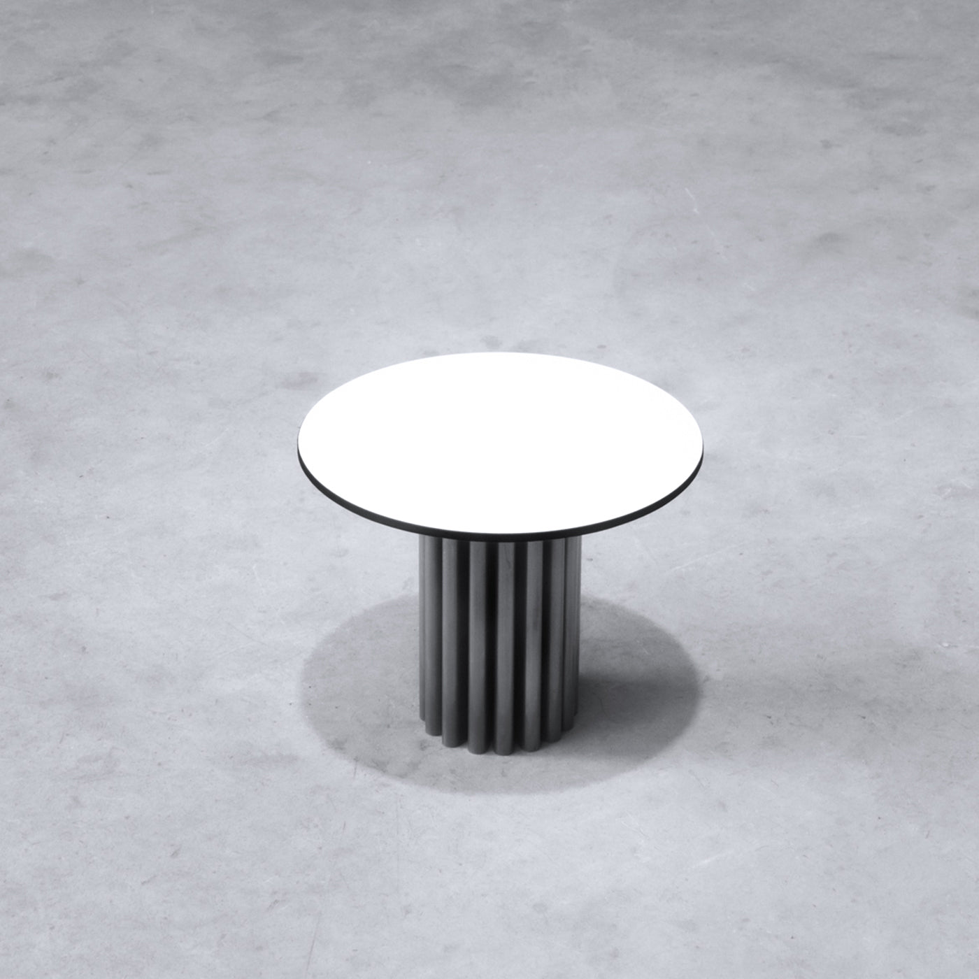 T-ST02 Low Side Table - Alternative view 1