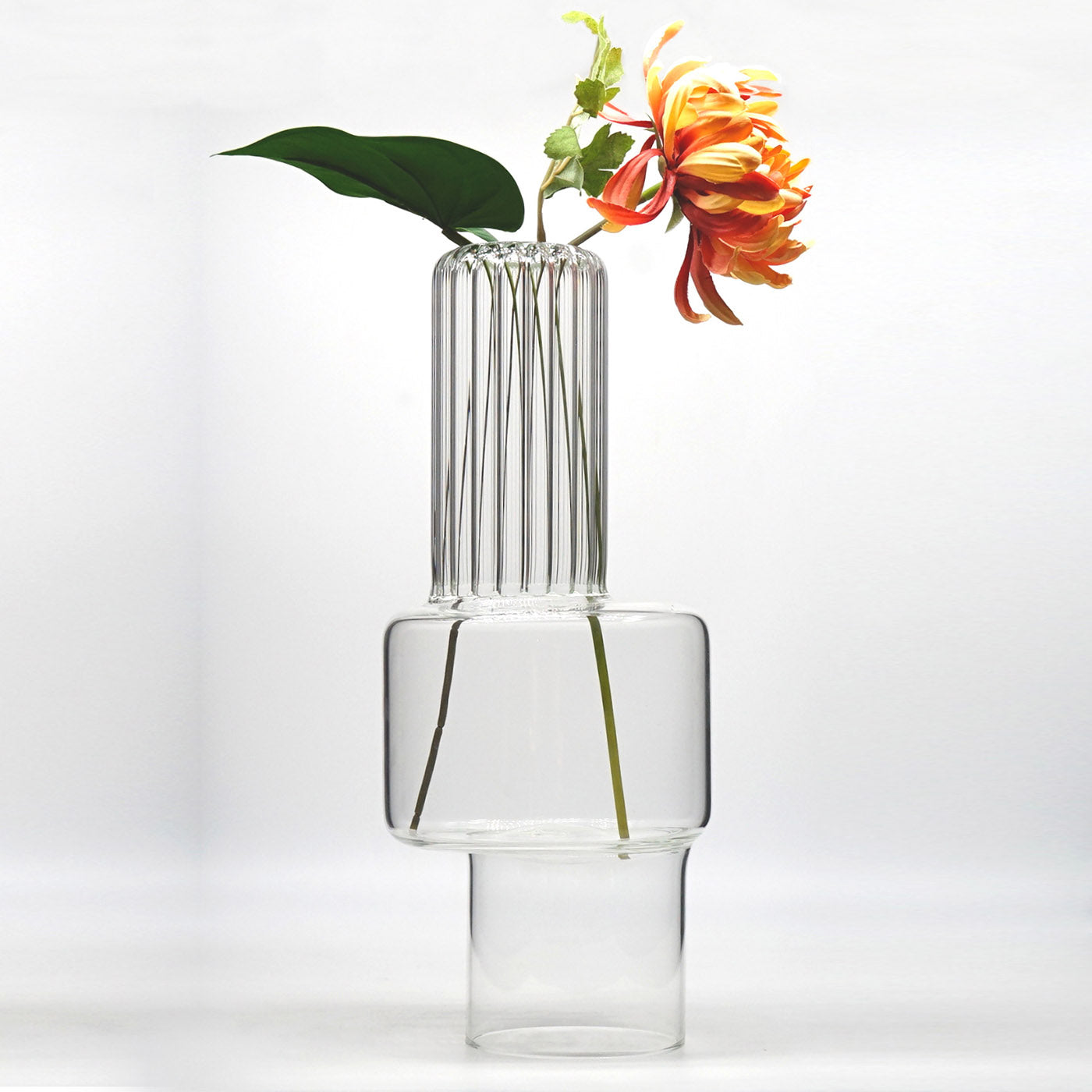 Naxos Clear Asymmetrical Vase - Alternative view 5