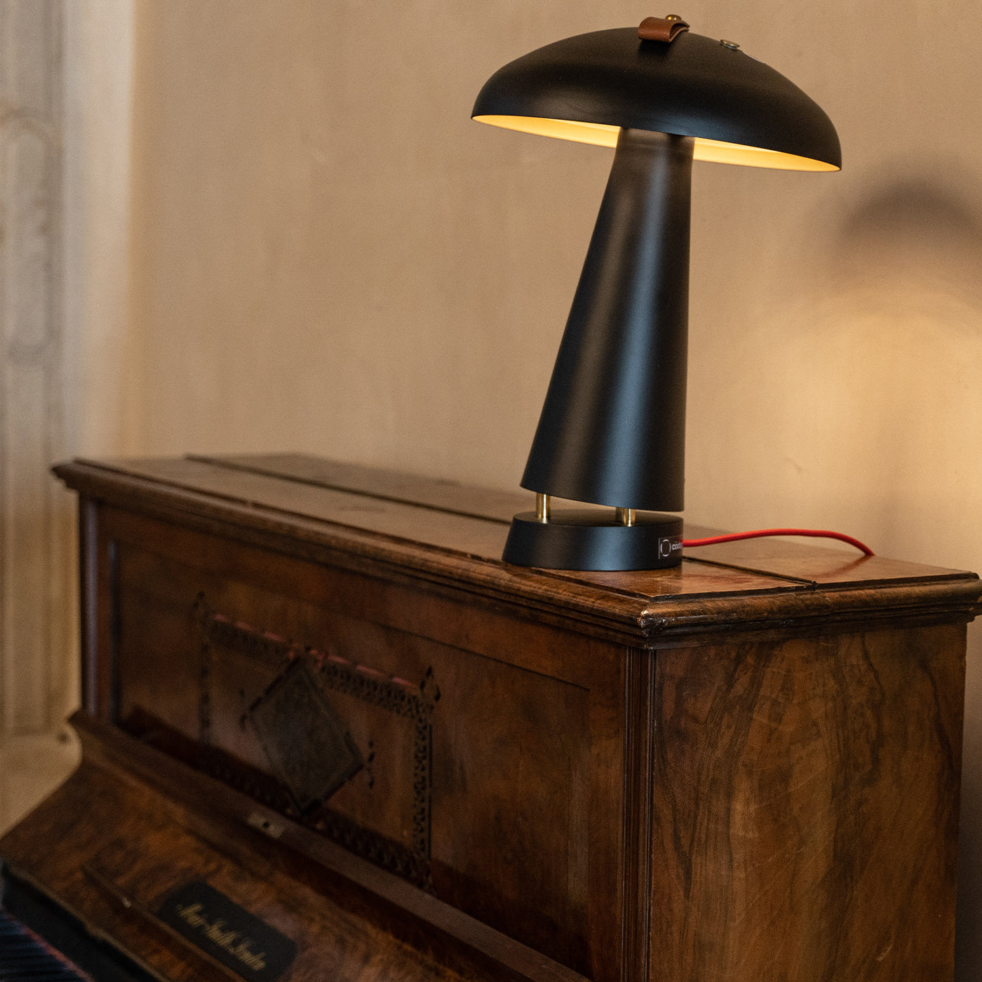 Serena Pisana Black Table Lamp - Alternative view 2