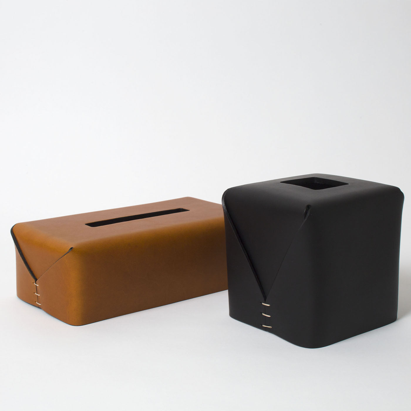 Regelmäßige braune Tissue-Box mit rechteckigem Schnitt von Oscar Maschera - Alternative Ansicht 5
