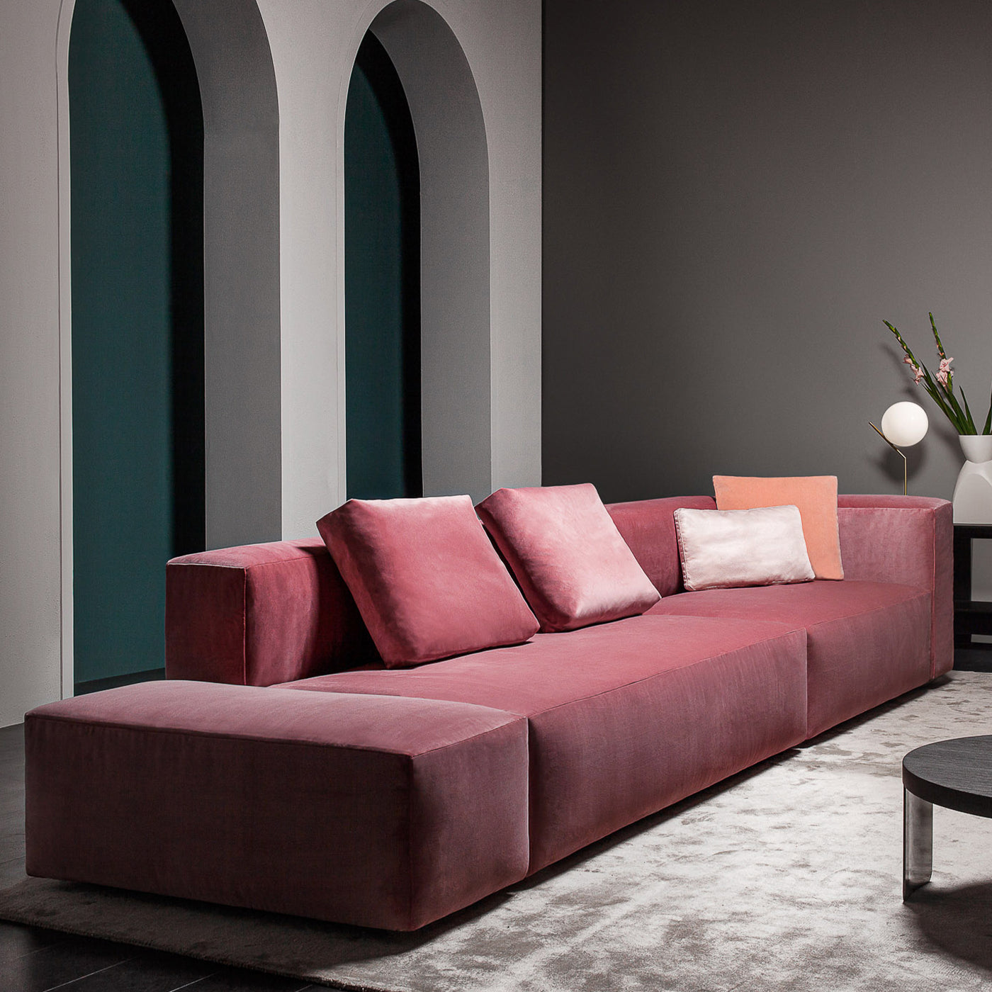 Cube Pink Sofa by Gianluigi Landoni - Alternative view 1