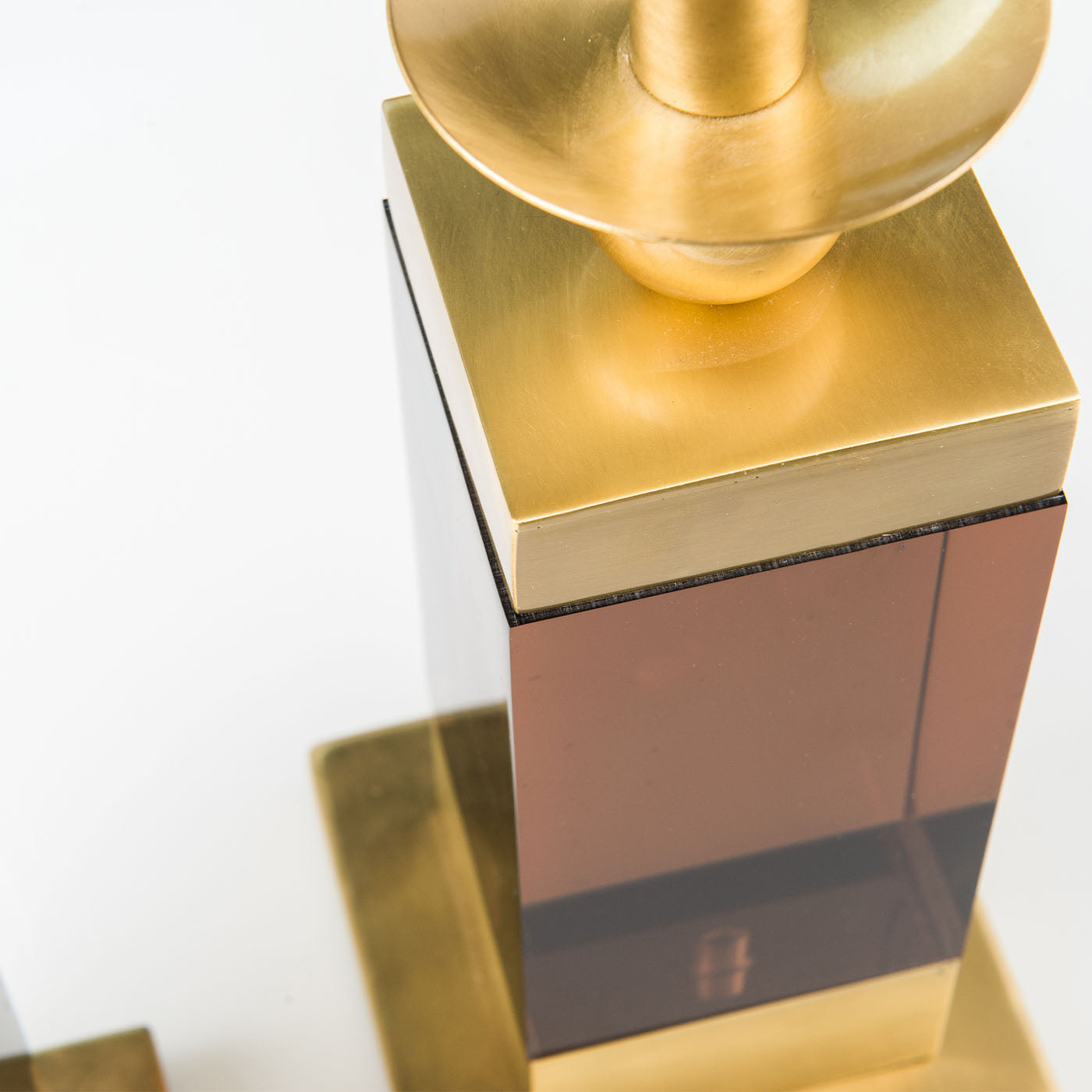 Spirit Fumè Brown Plex And Brass Candle Holder - Alternative view 1