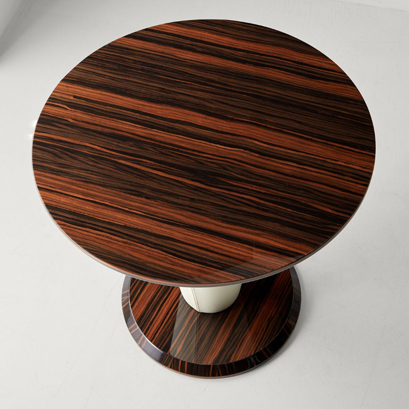 Rocchetto Wood Round Side Table - Alternative view 3