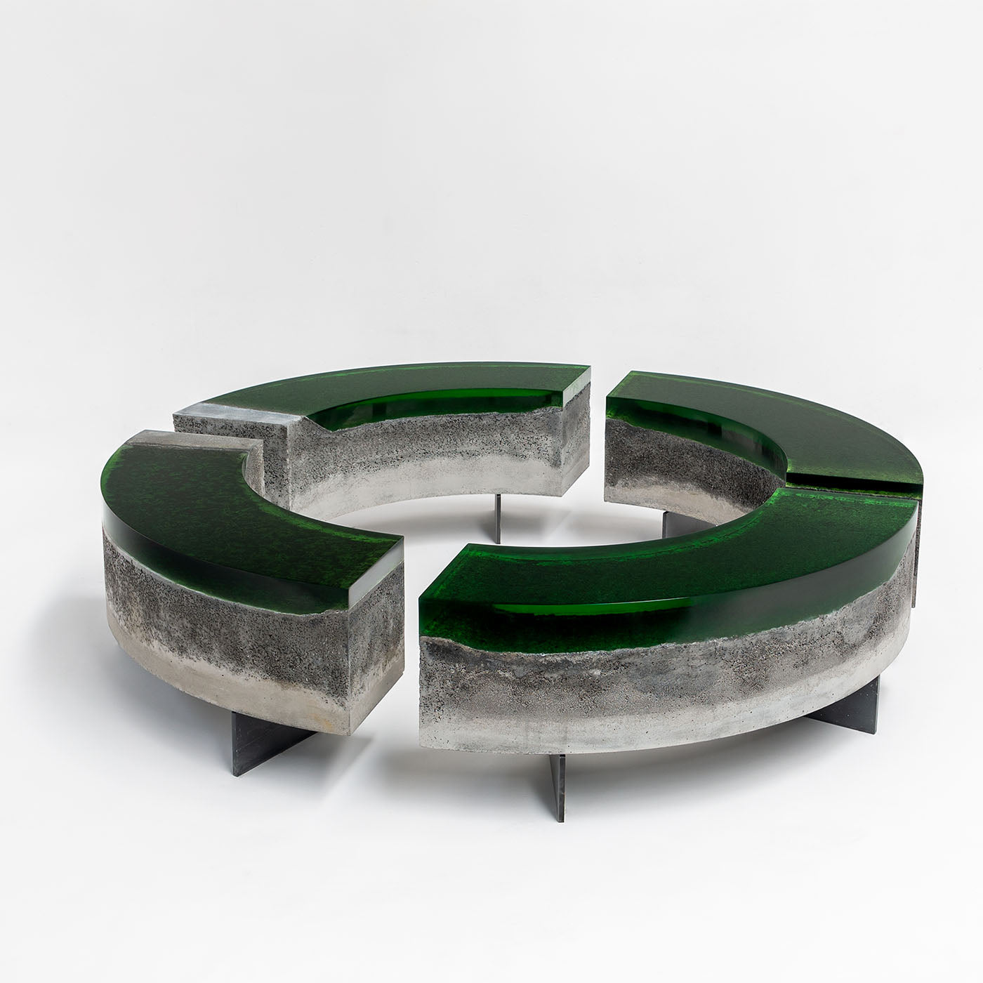 Cala Jade Bench With Resin And Concret Top - Alternative view 2