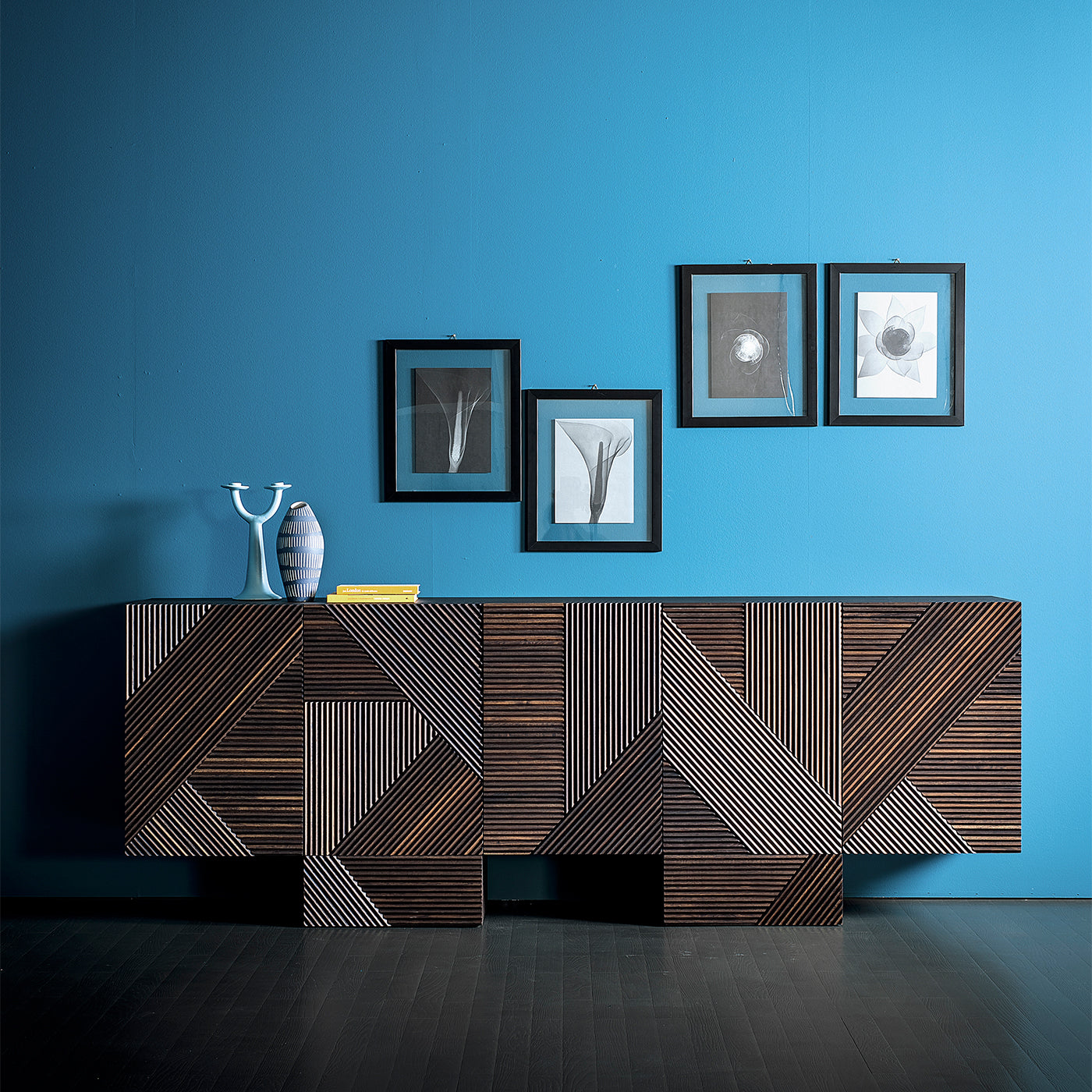 Stripes light brown solid heat-treated oak wood sideboard - Alternative view 1