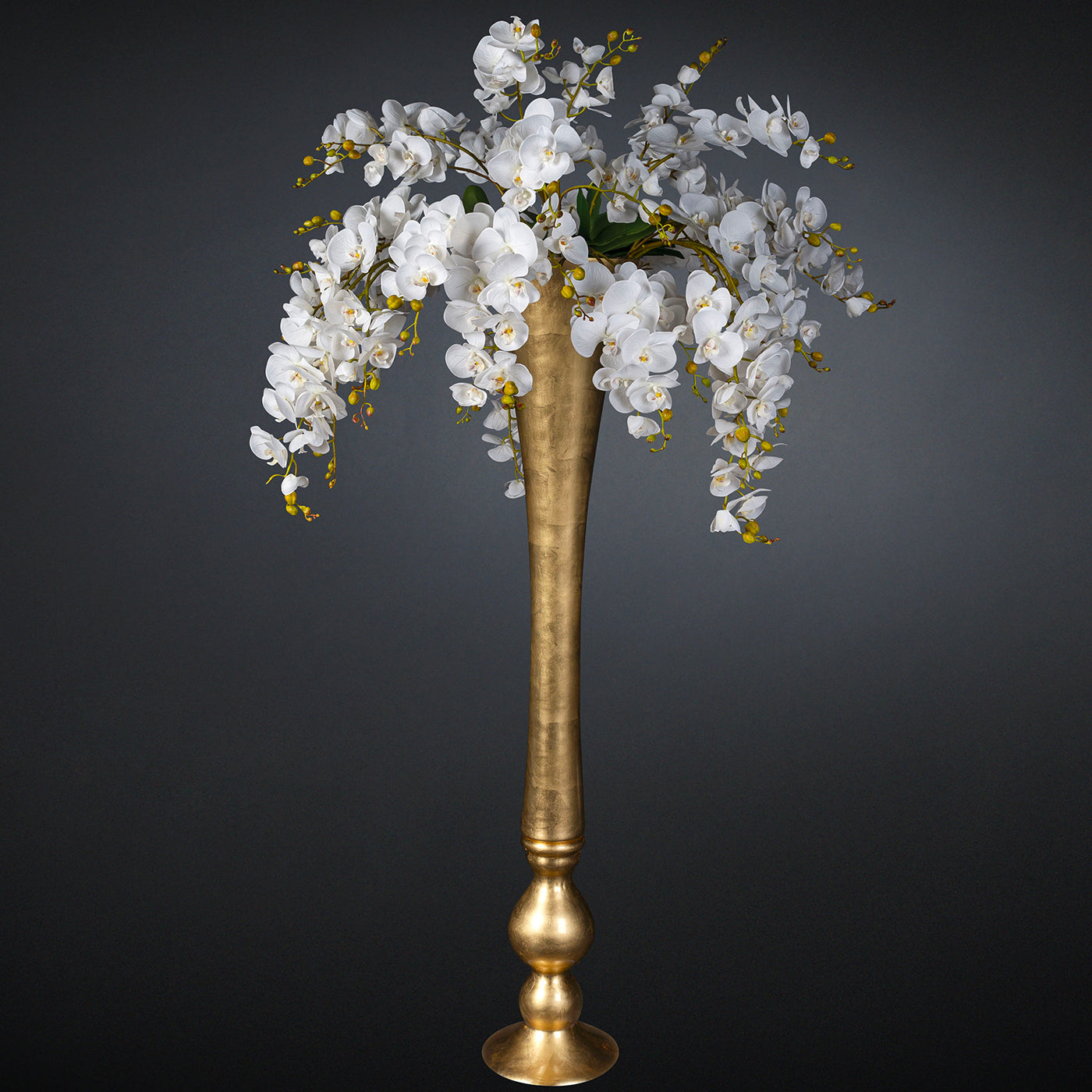 Eternity Madame Butterfly Composition florale avec vase en or - Vue alternative 1