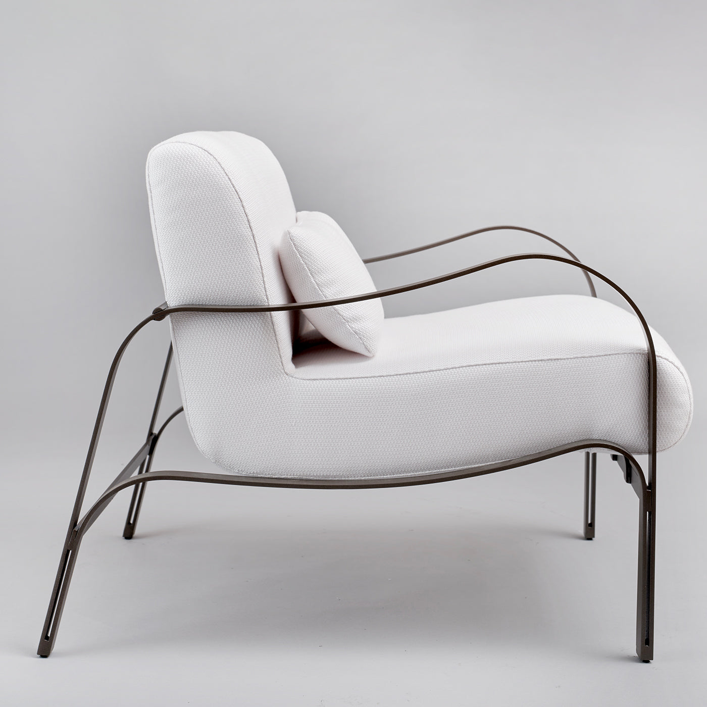 Amalfi White and Gray Armchair by Studio 63 in Stainless Steel - Alternative view 1