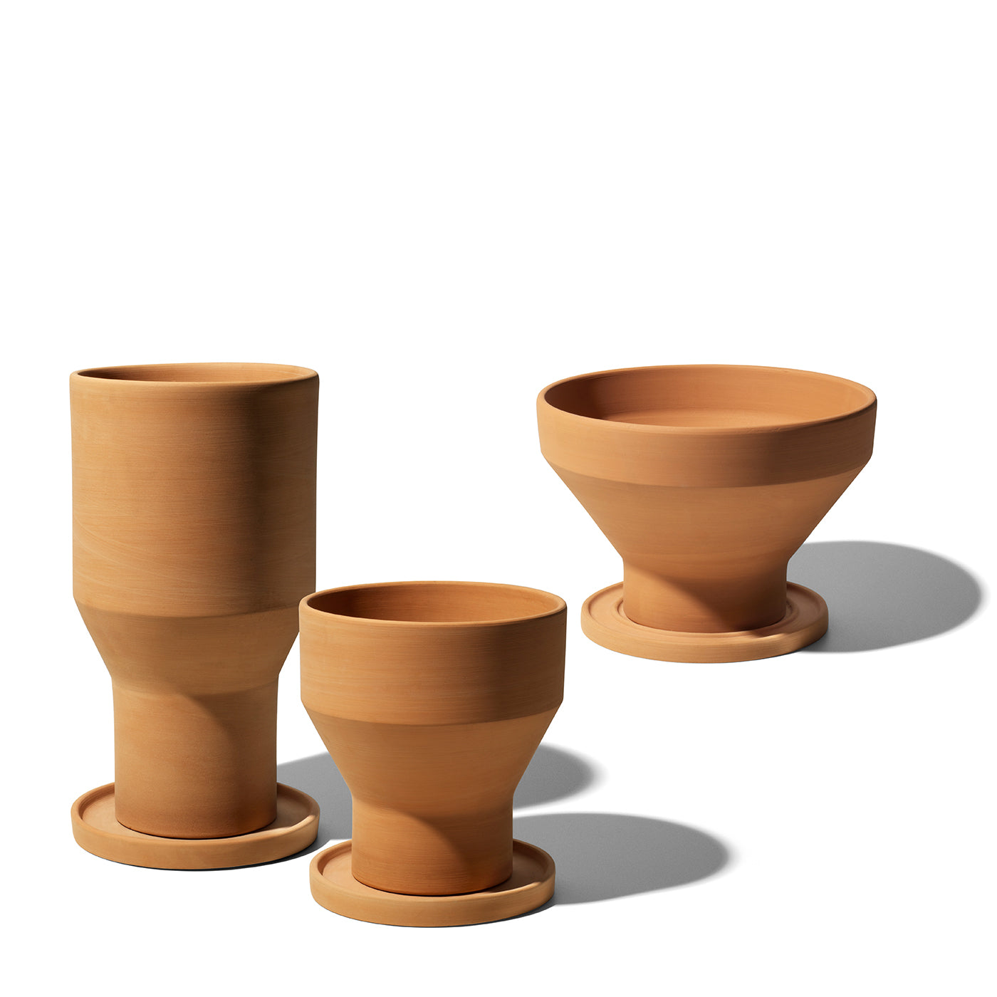 Pila Set aus Terrakotta-Vase und Pflanzuntersatz - Alternative Ansicht 1
