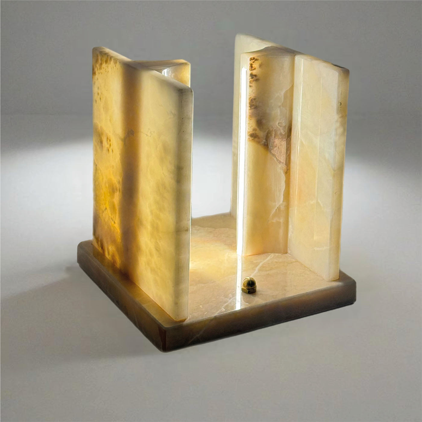 Yellow Onyx Marble HEA Table Lamp by Michael Milesi - Alternative view 2