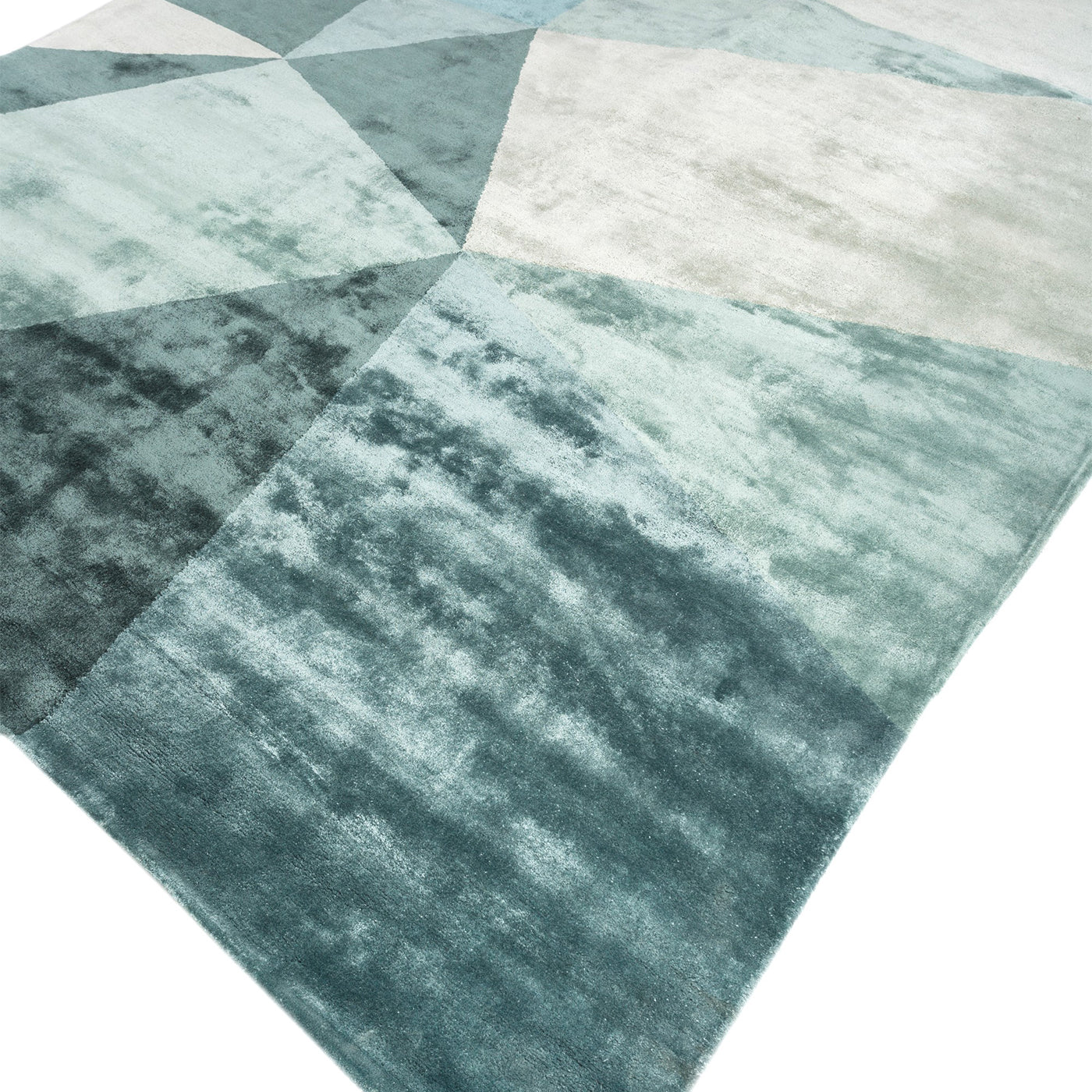 Azure Lagoon Light Turquoise & Light Sea Mist Hand Tufted Rug - Alternative view 1