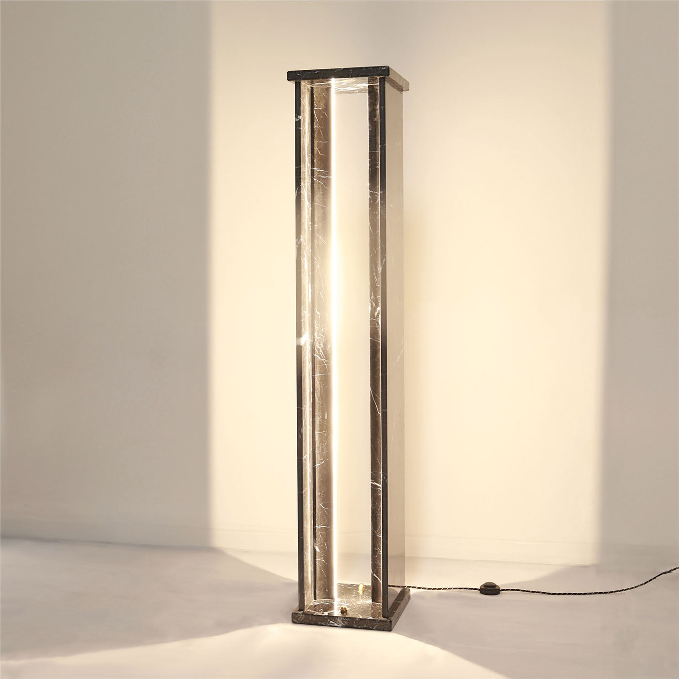 Black Marquinia Marble HEA High Floor Lamp by Michael Milesi - Alternative view 1